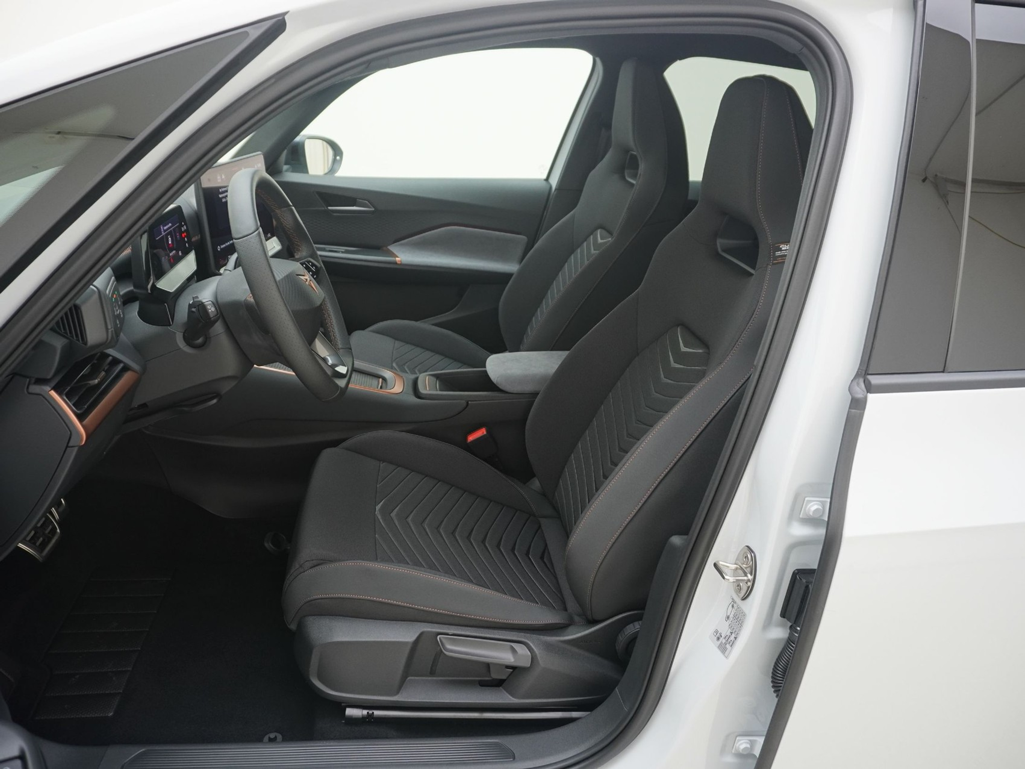 listing desktop thumbnail image 11