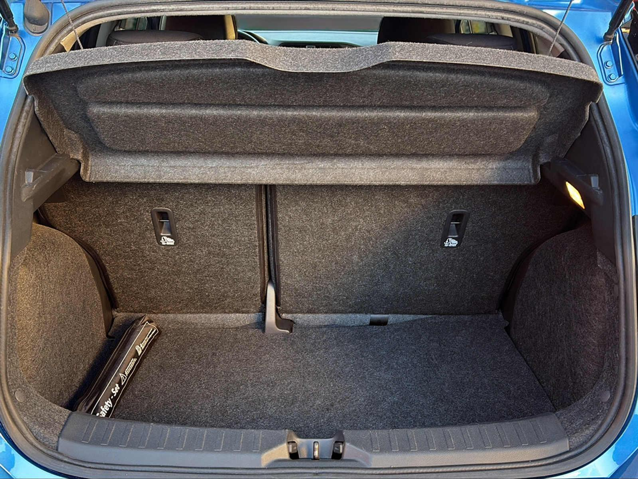 listing desktop thumbnail image 9