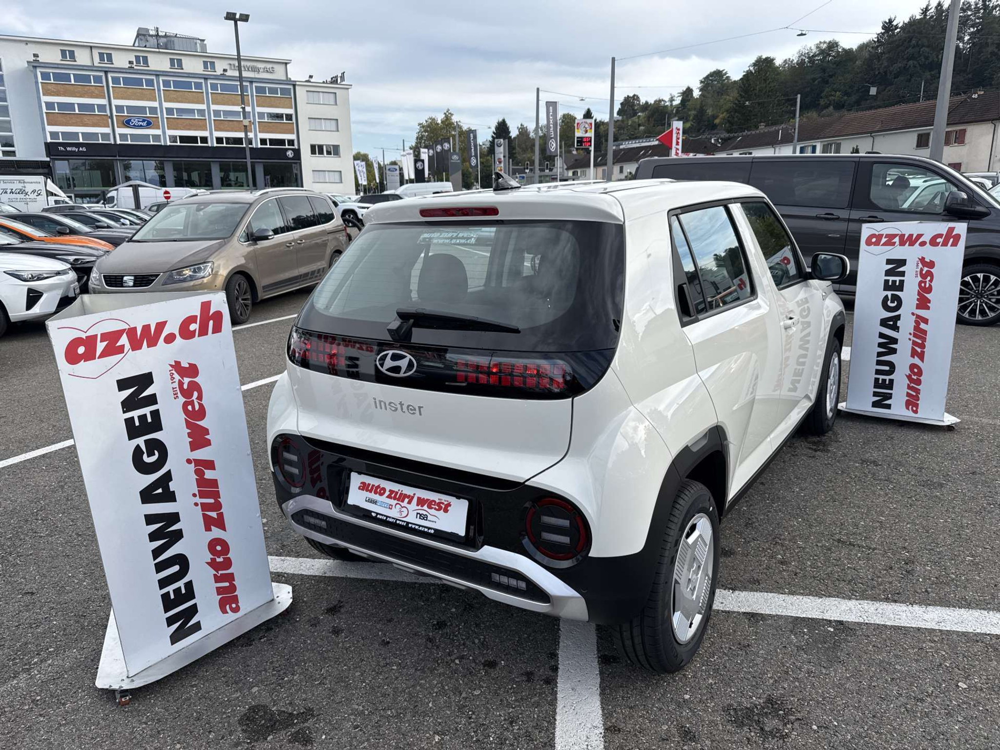 listing desktop thumbnail image 2