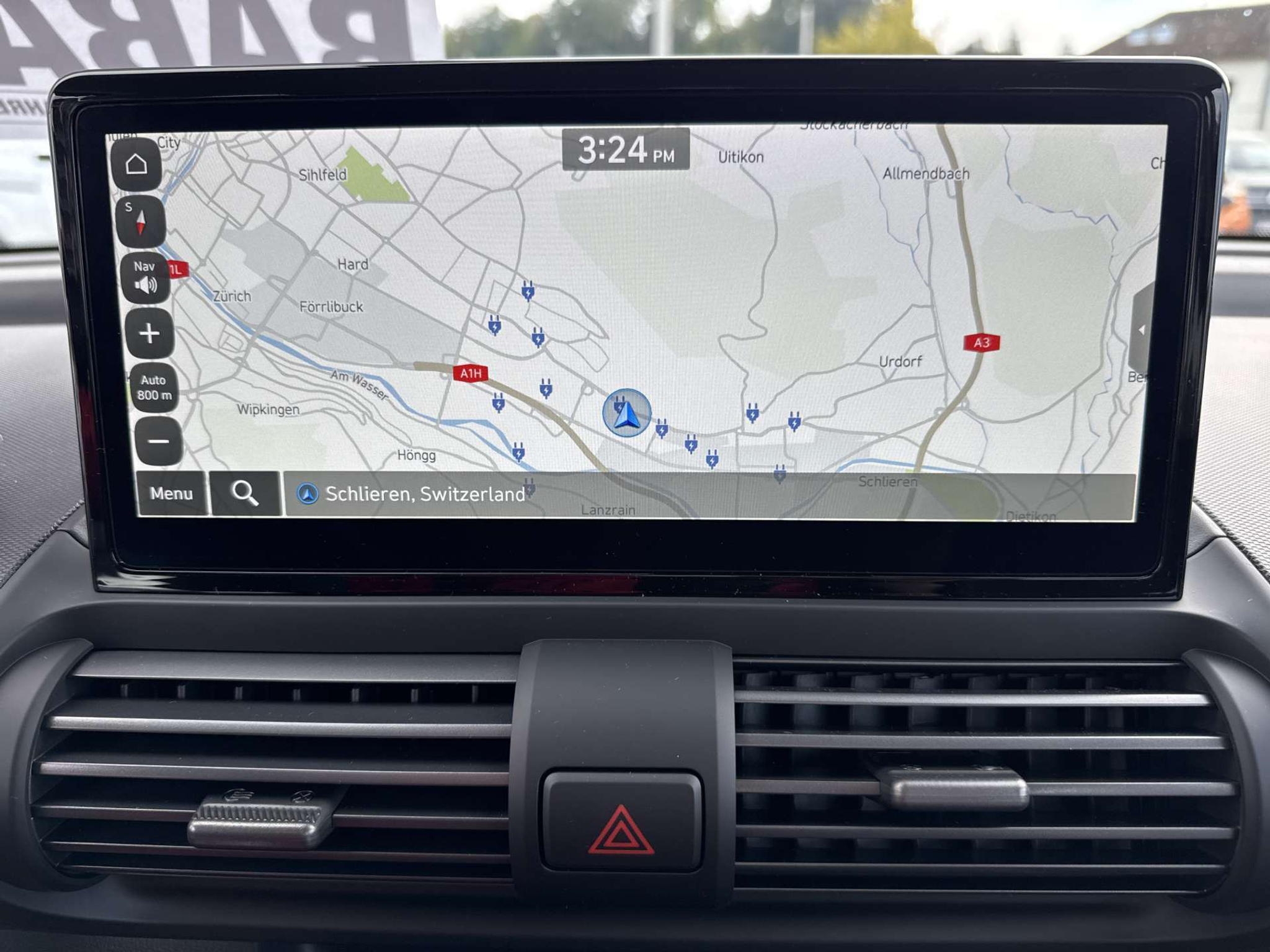 listing desktop thumbnail image 1