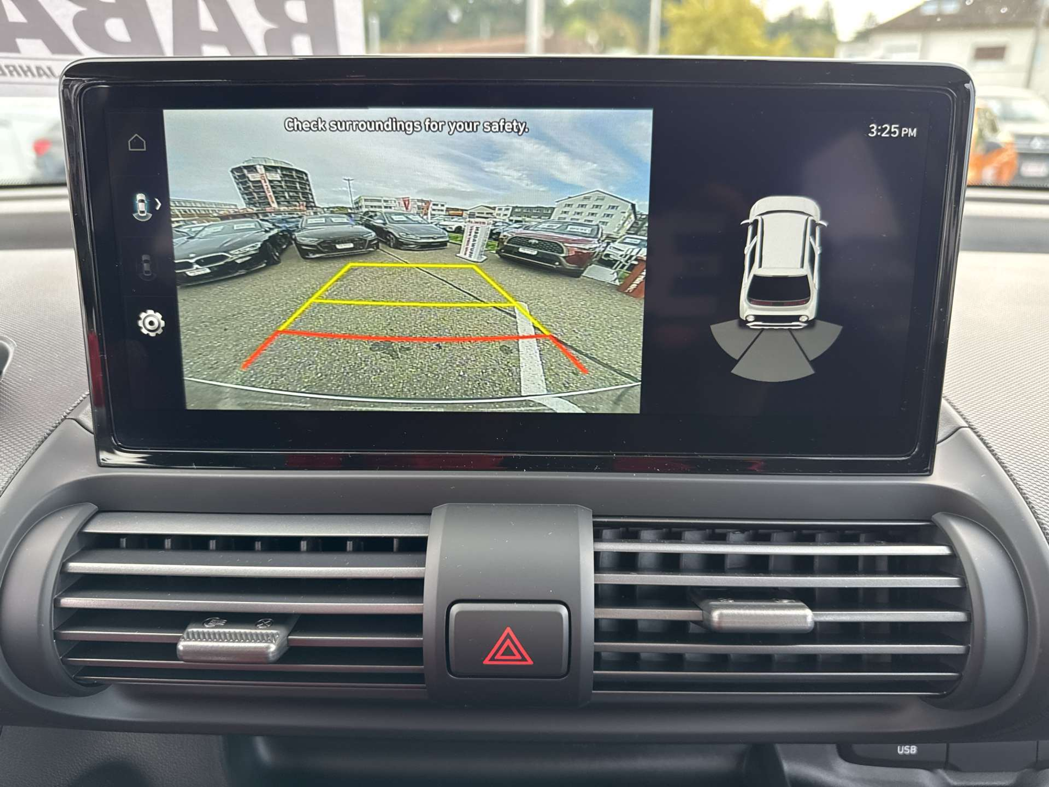 listing desktop thumbnail image 8