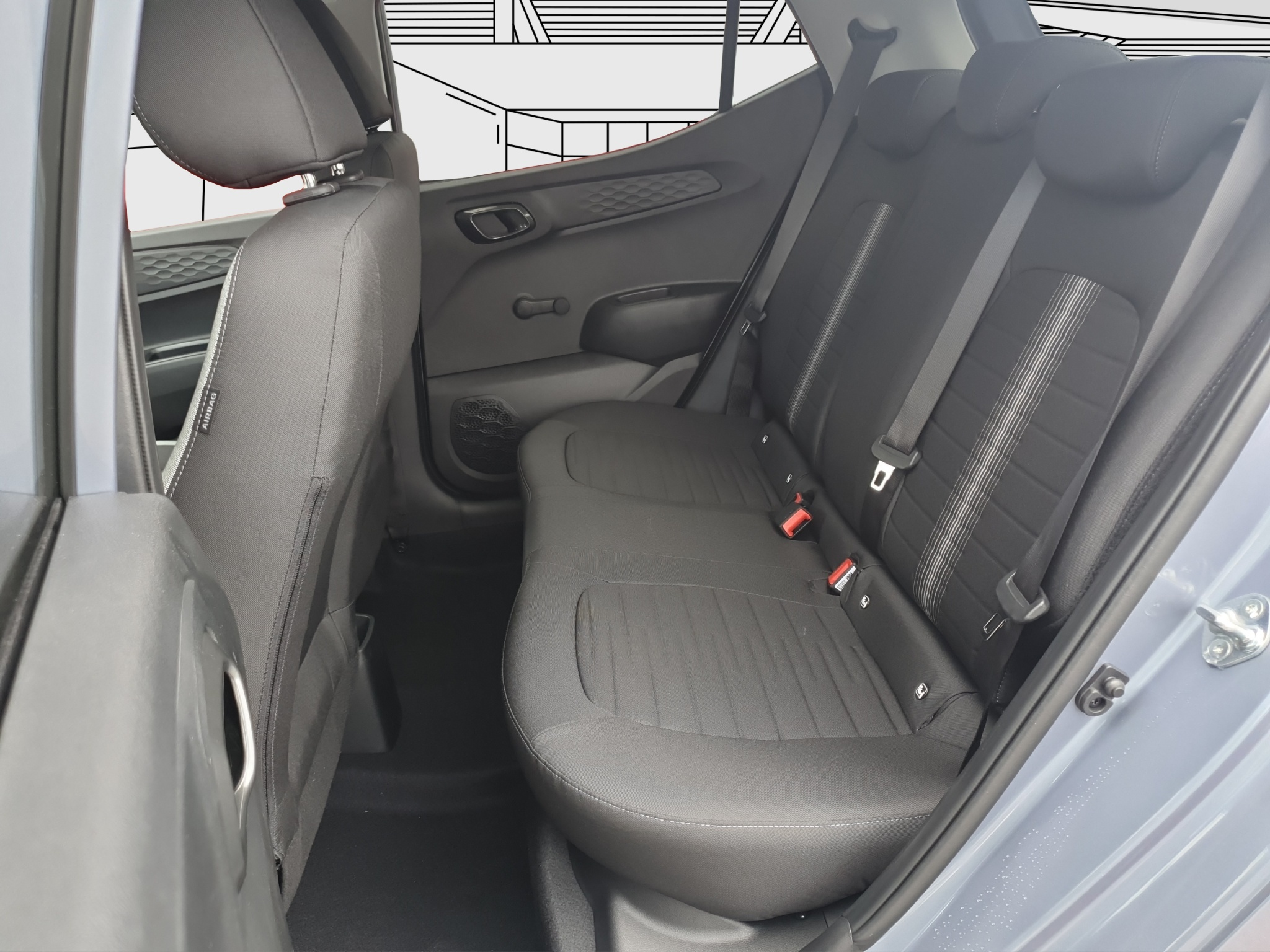 listing desktop thumbnail image 11