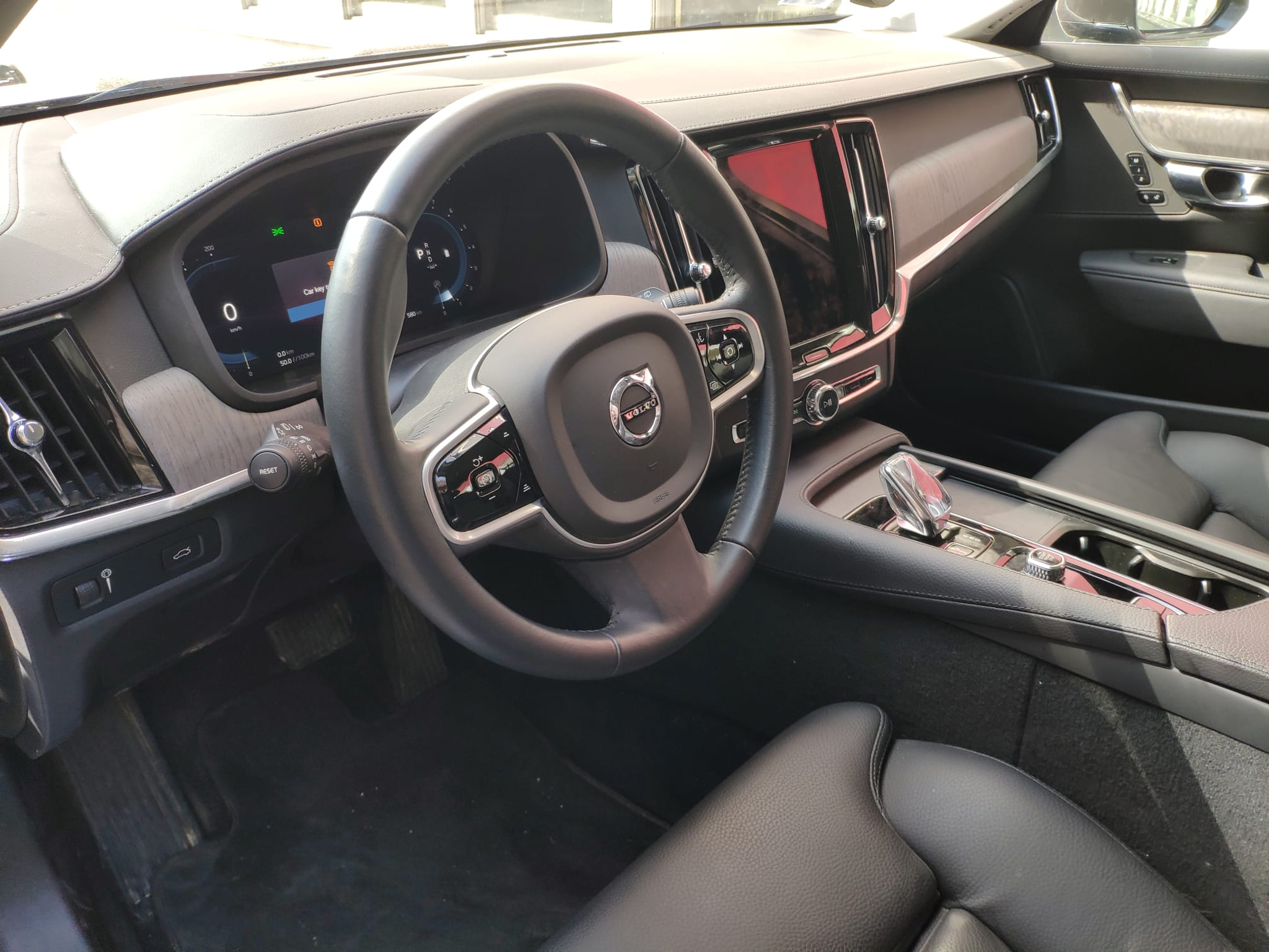 listing desktop thumbnail image 8