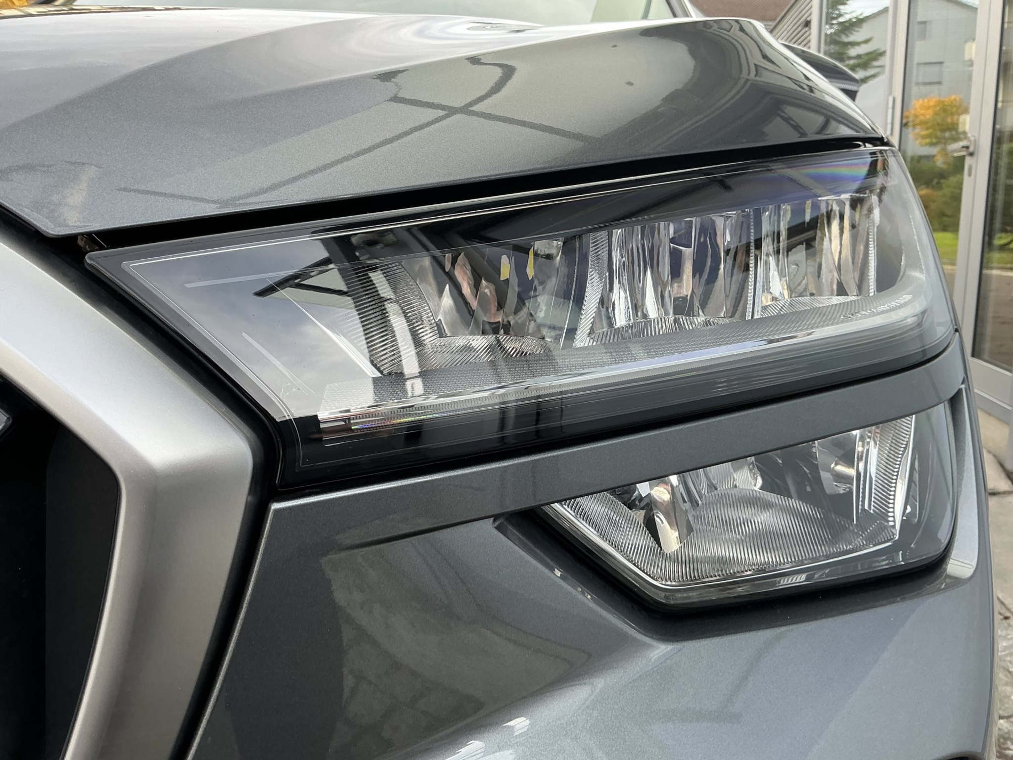 listing desktop thumbnail image 6