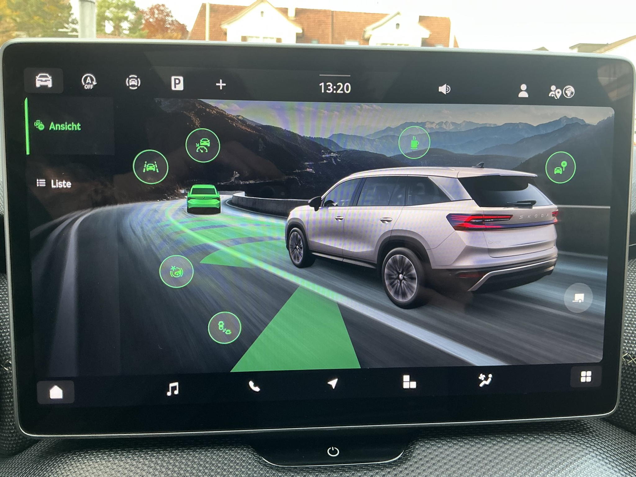 listing desktop thumbnail image 16