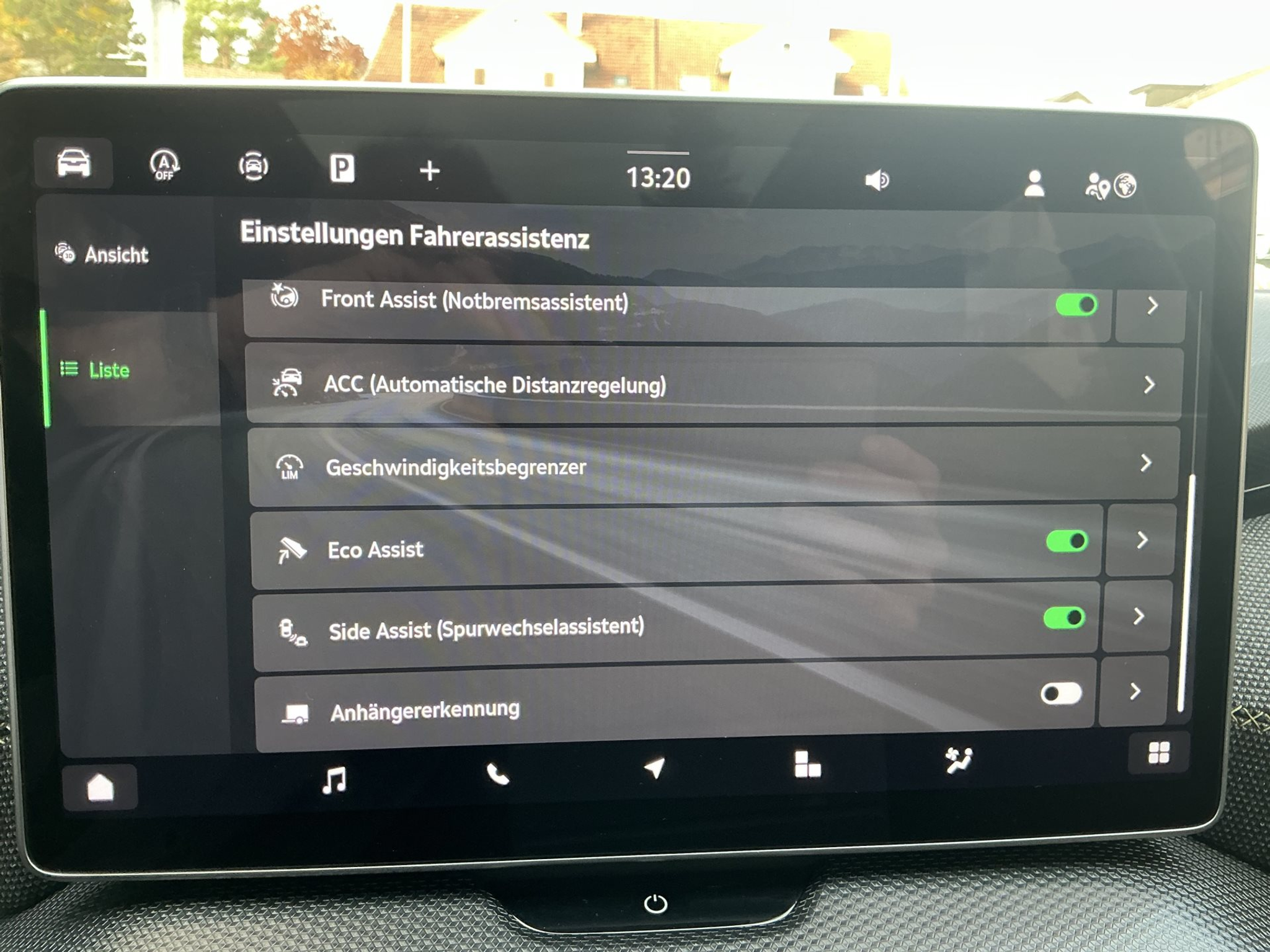 listing desktop thumbnail image 18