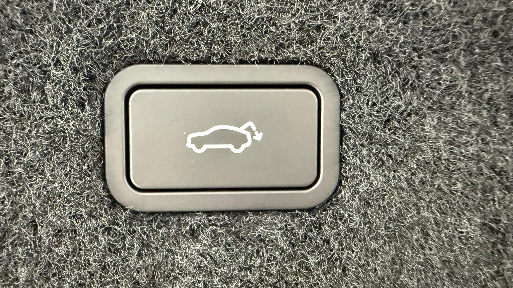 listing desktop thumbnail image 15