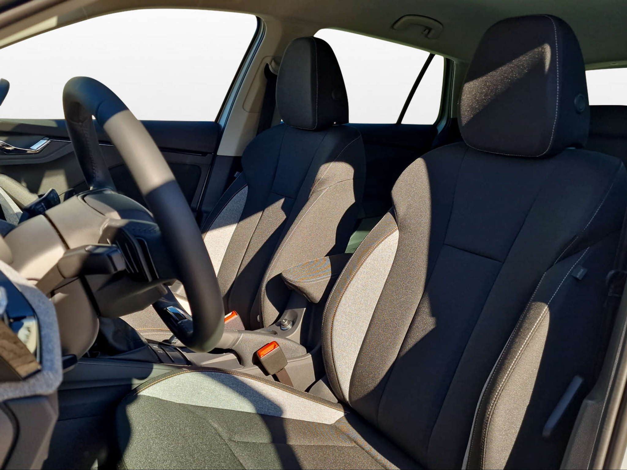 listing desktop thumbnail image 7