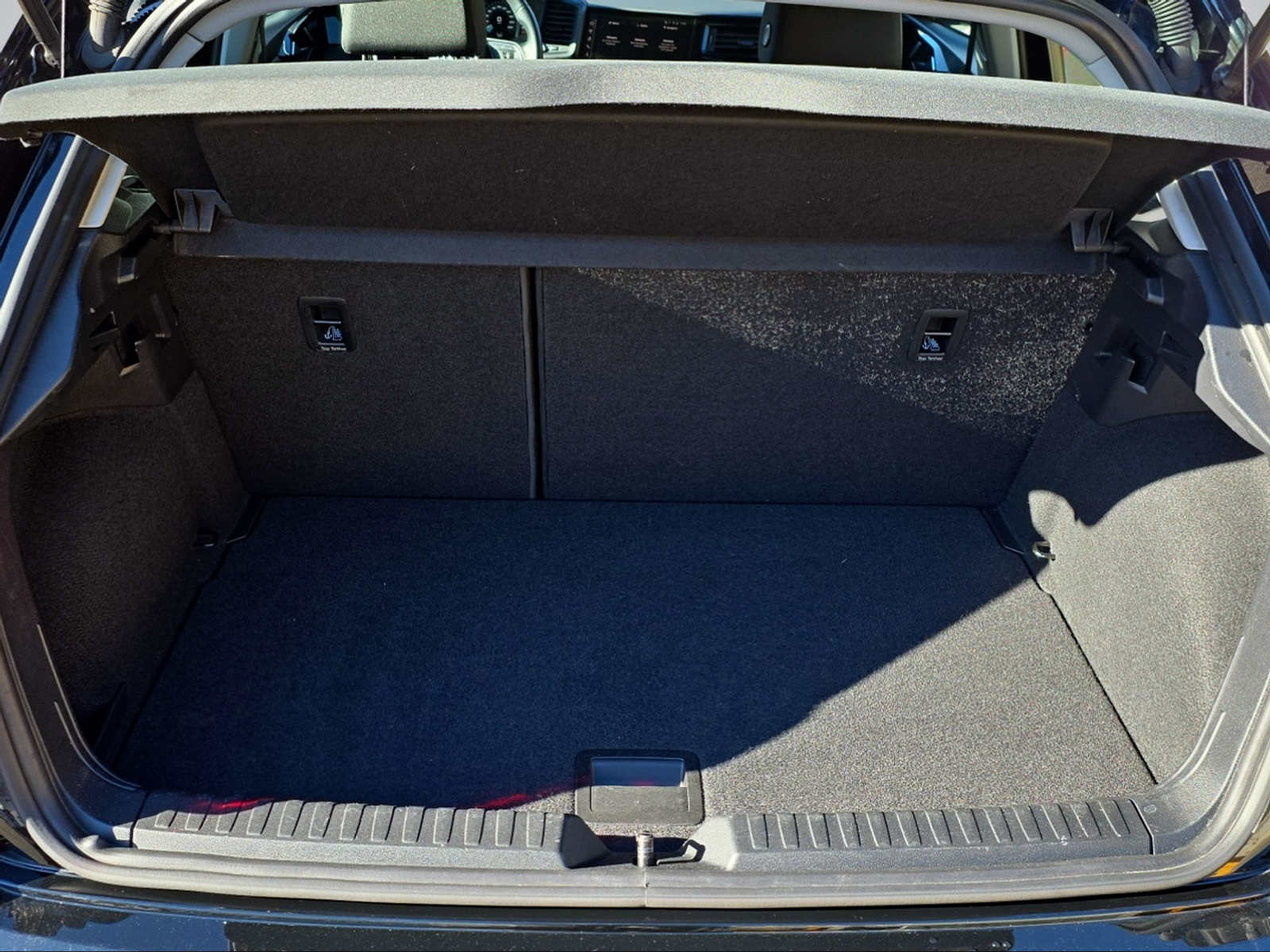 listing desktop thumbnail image 11