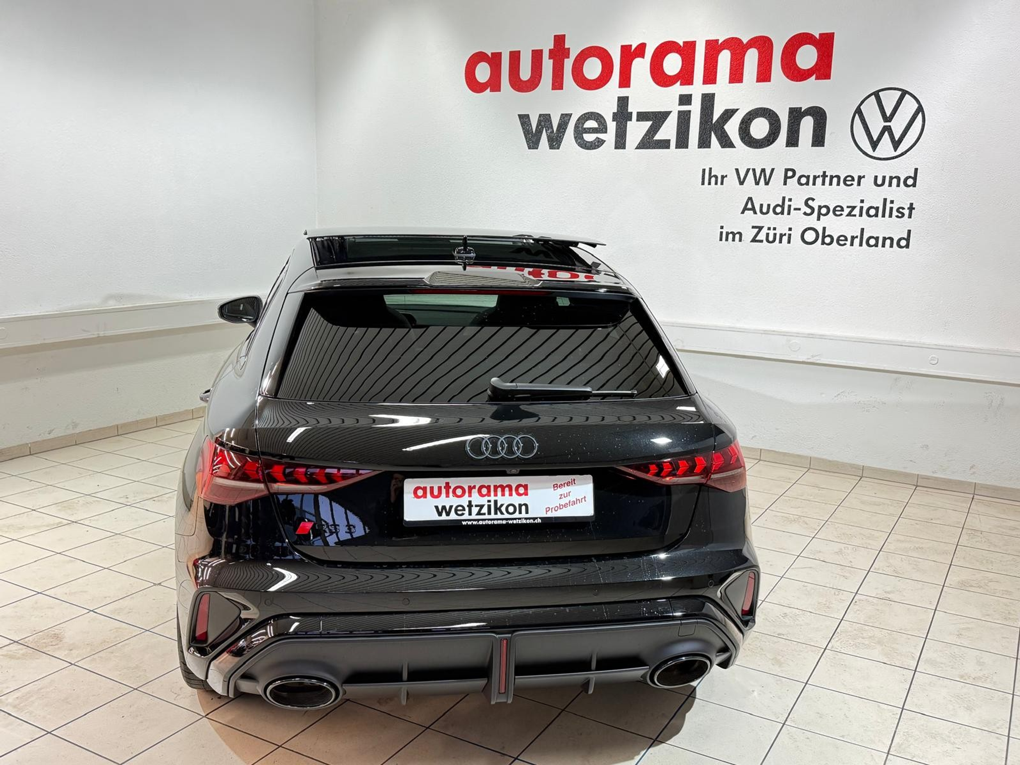 listing desktop thumbnail image 3