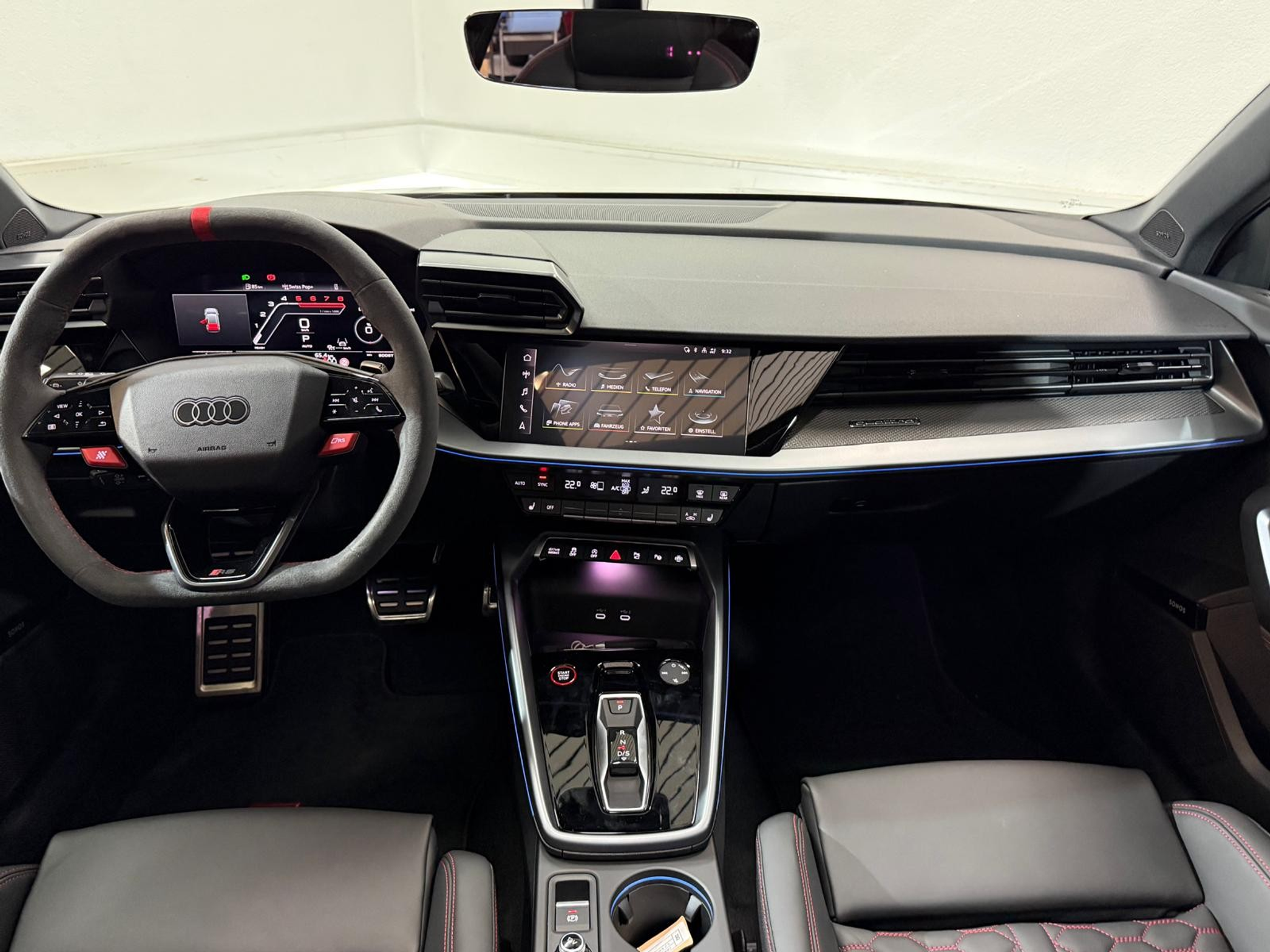 listing desktop thumbnail image 11