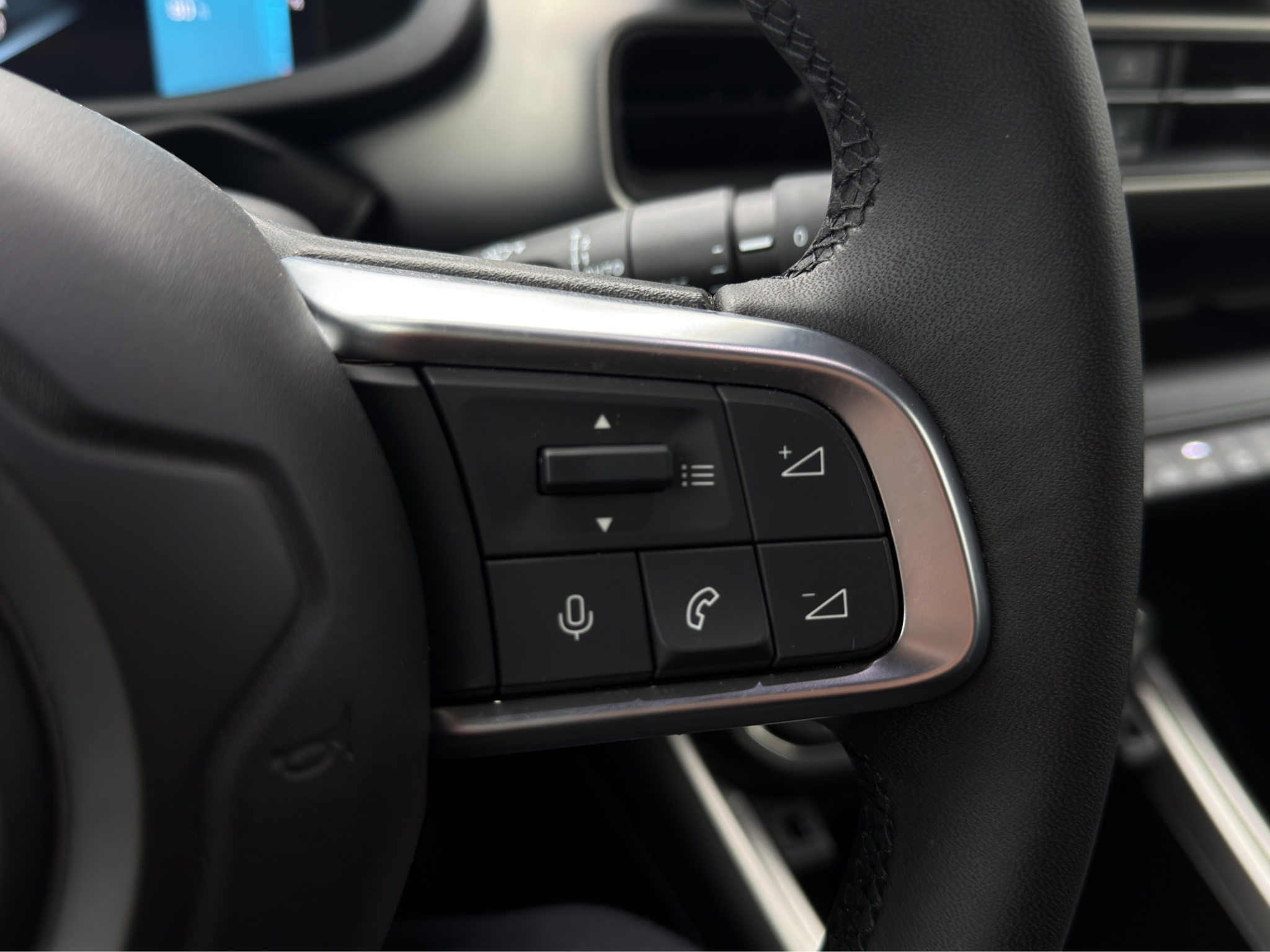 listing desktop thumbnail image 29