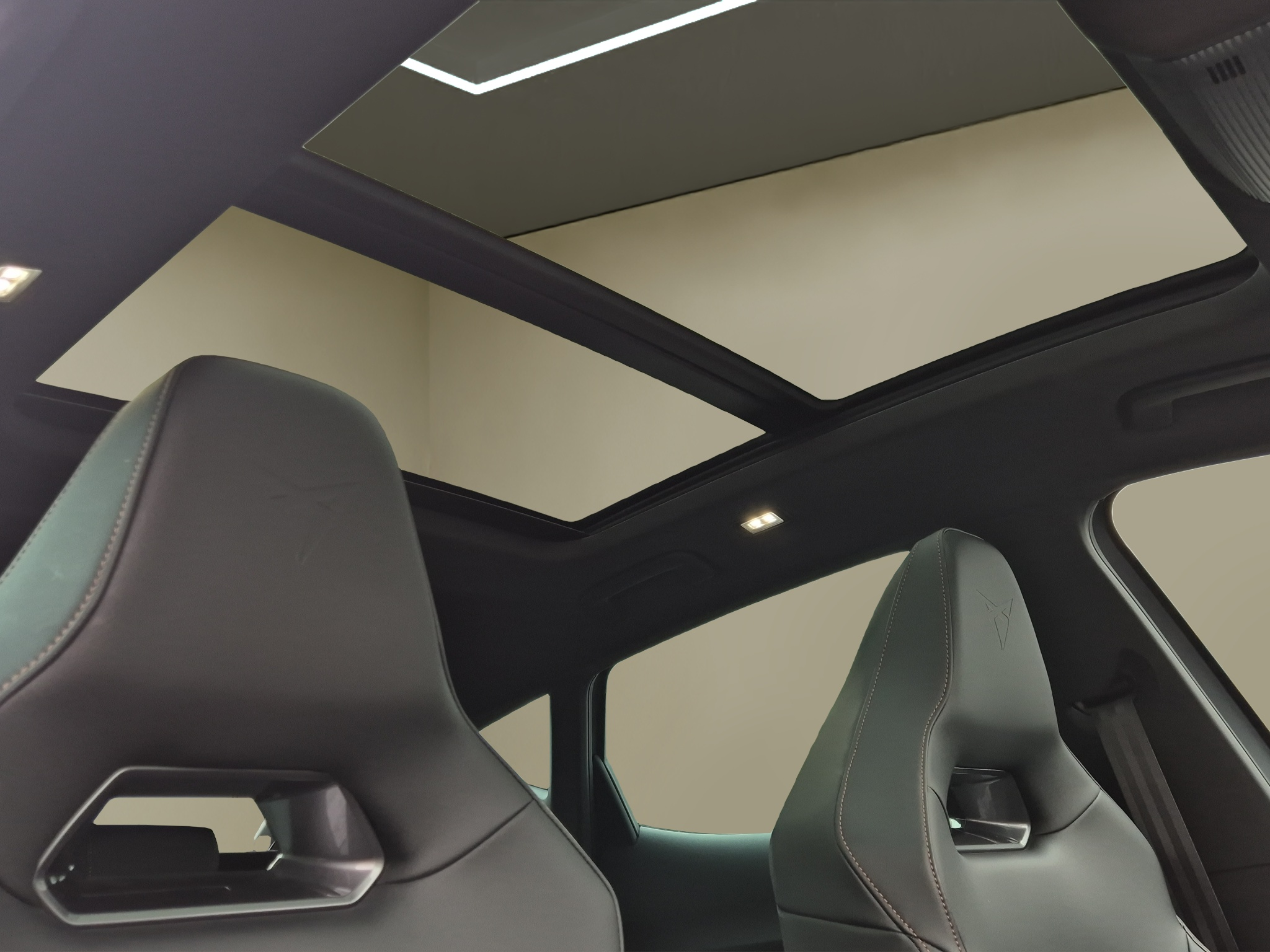 listing desktop thumbnail image 22