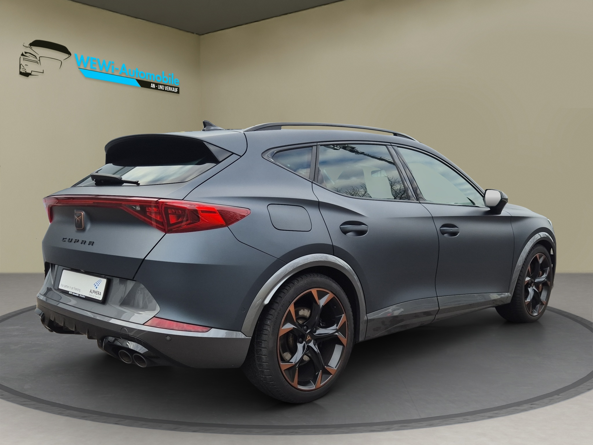 listing desktop thumbnail image 4