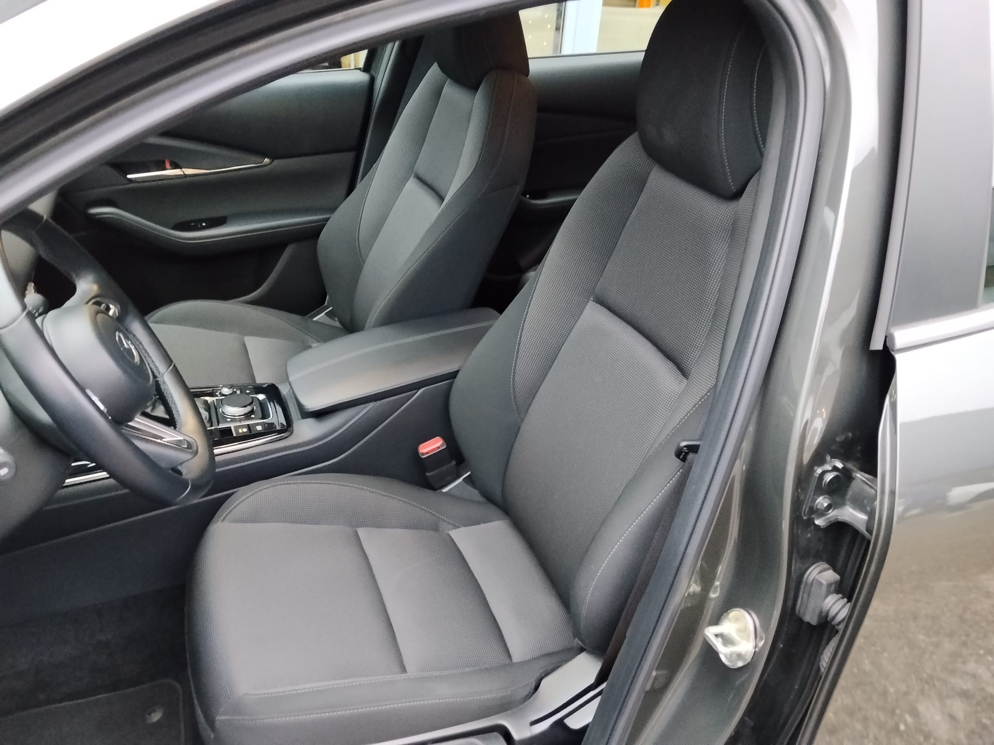 listing desktop thumbnail image 10