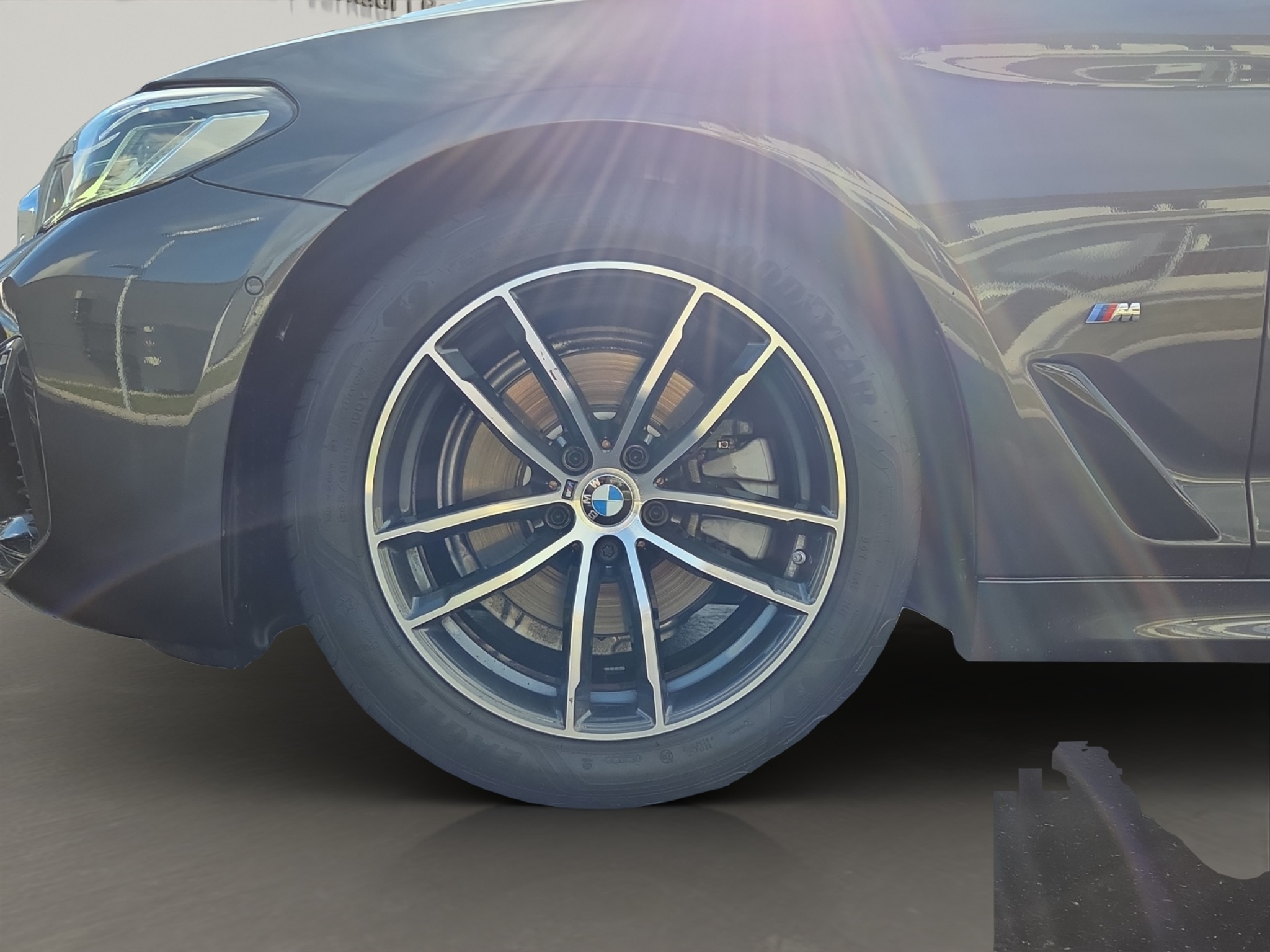 listing desktop thumbnail image 5