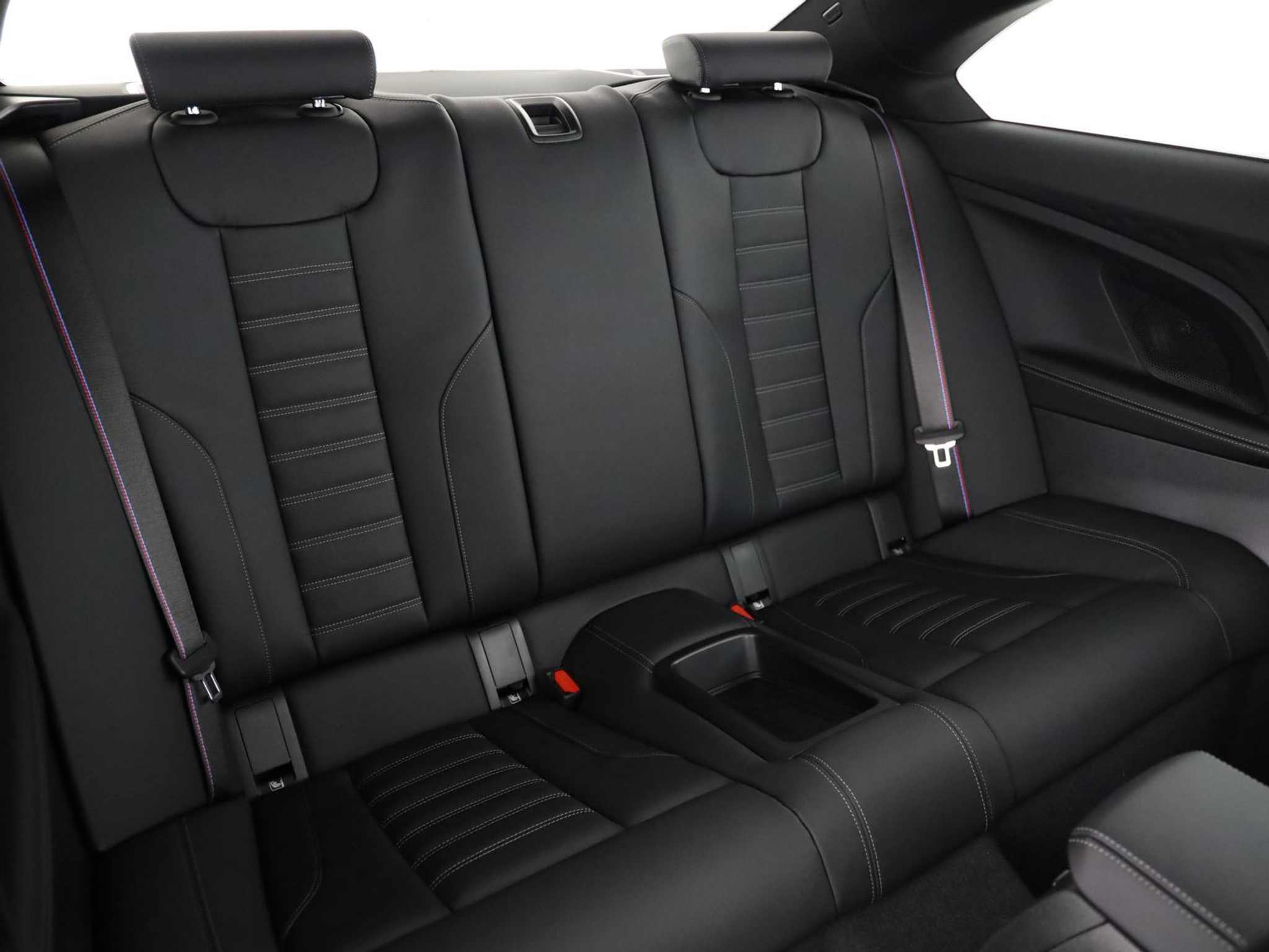 listing desktop thumbnail image 12