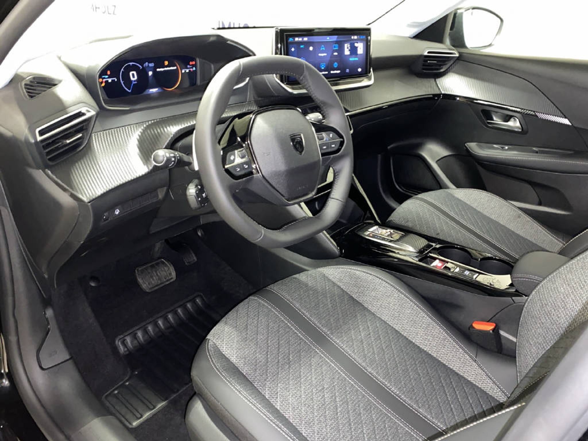 listing desktop thumbnail image 15