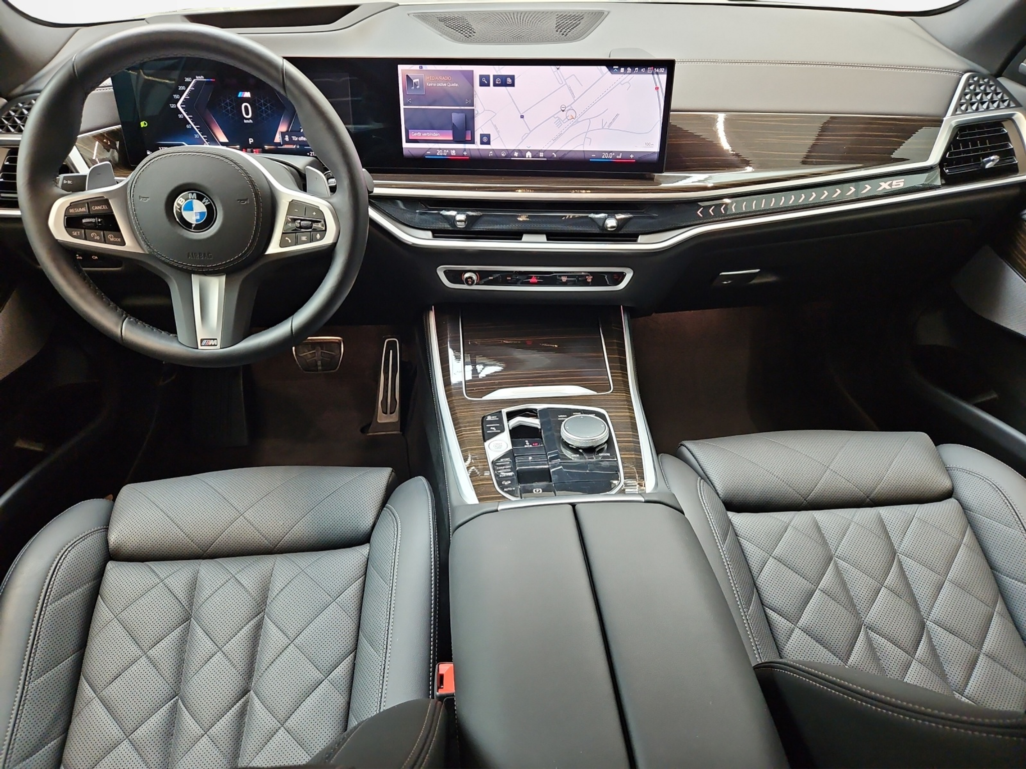 listing desktop thumbnail image 13