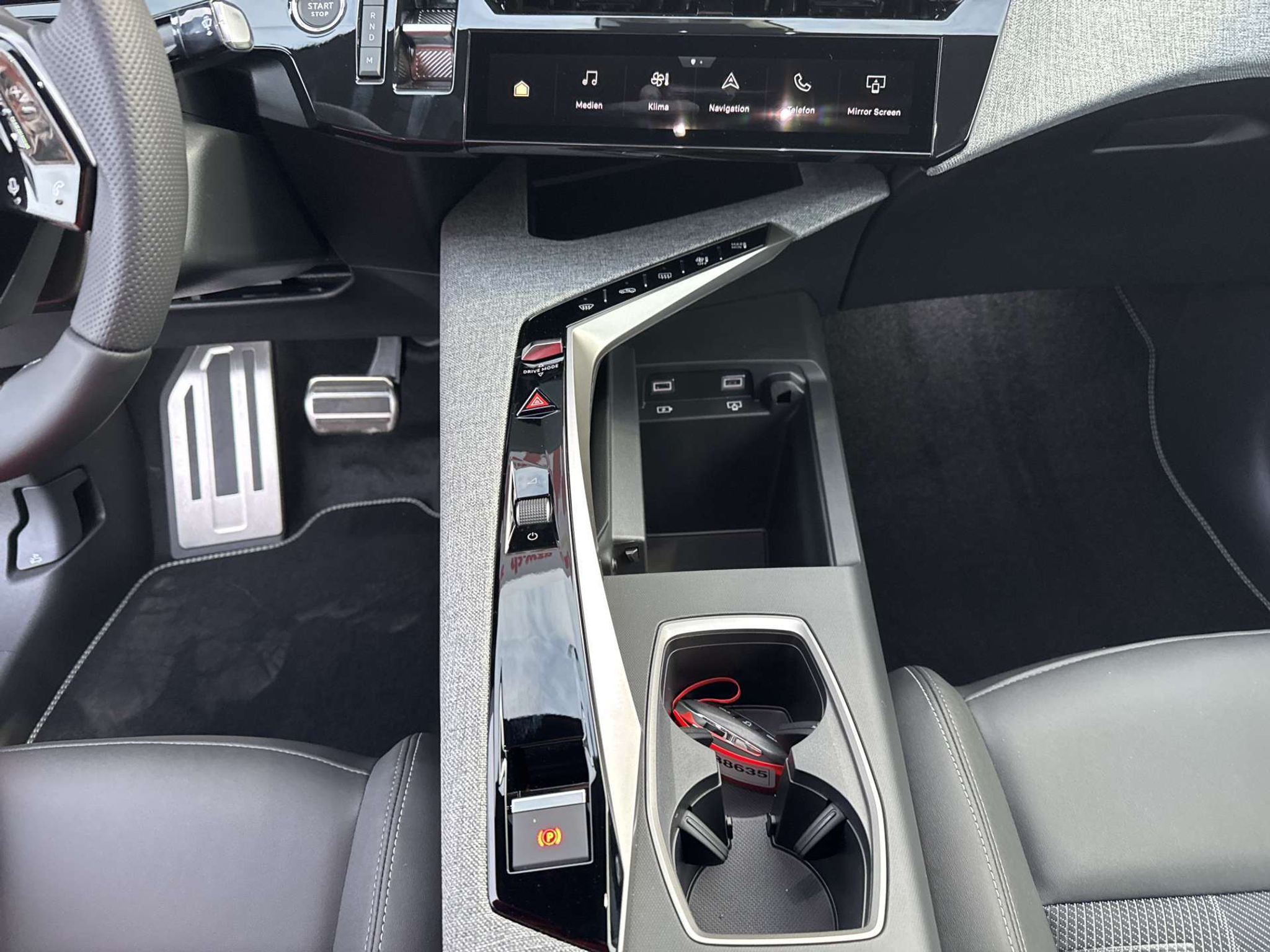 listing desktop thumbnail image 11