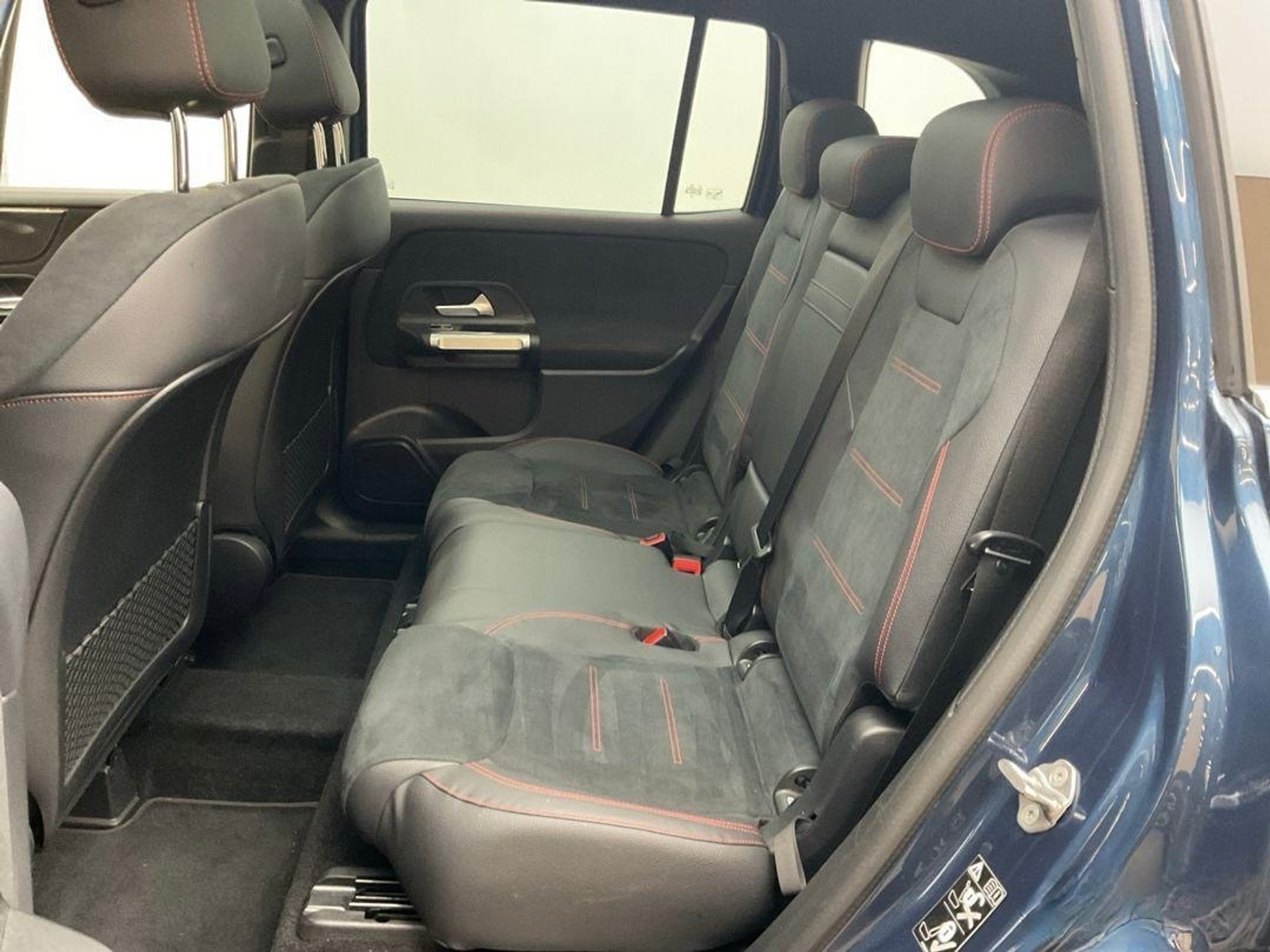 listing desktop thumbnail image 7