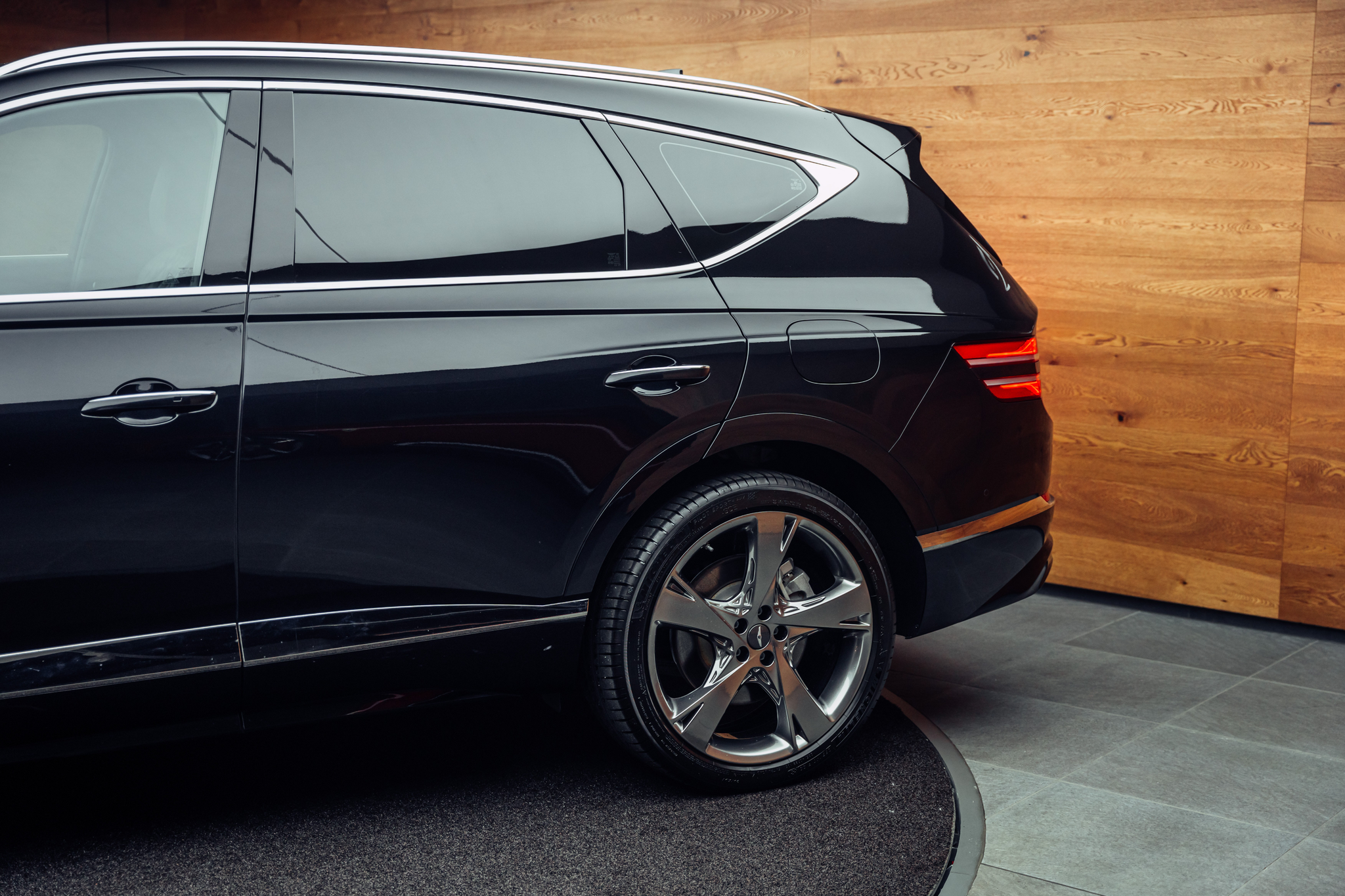 listing desktop thumbnail image 19