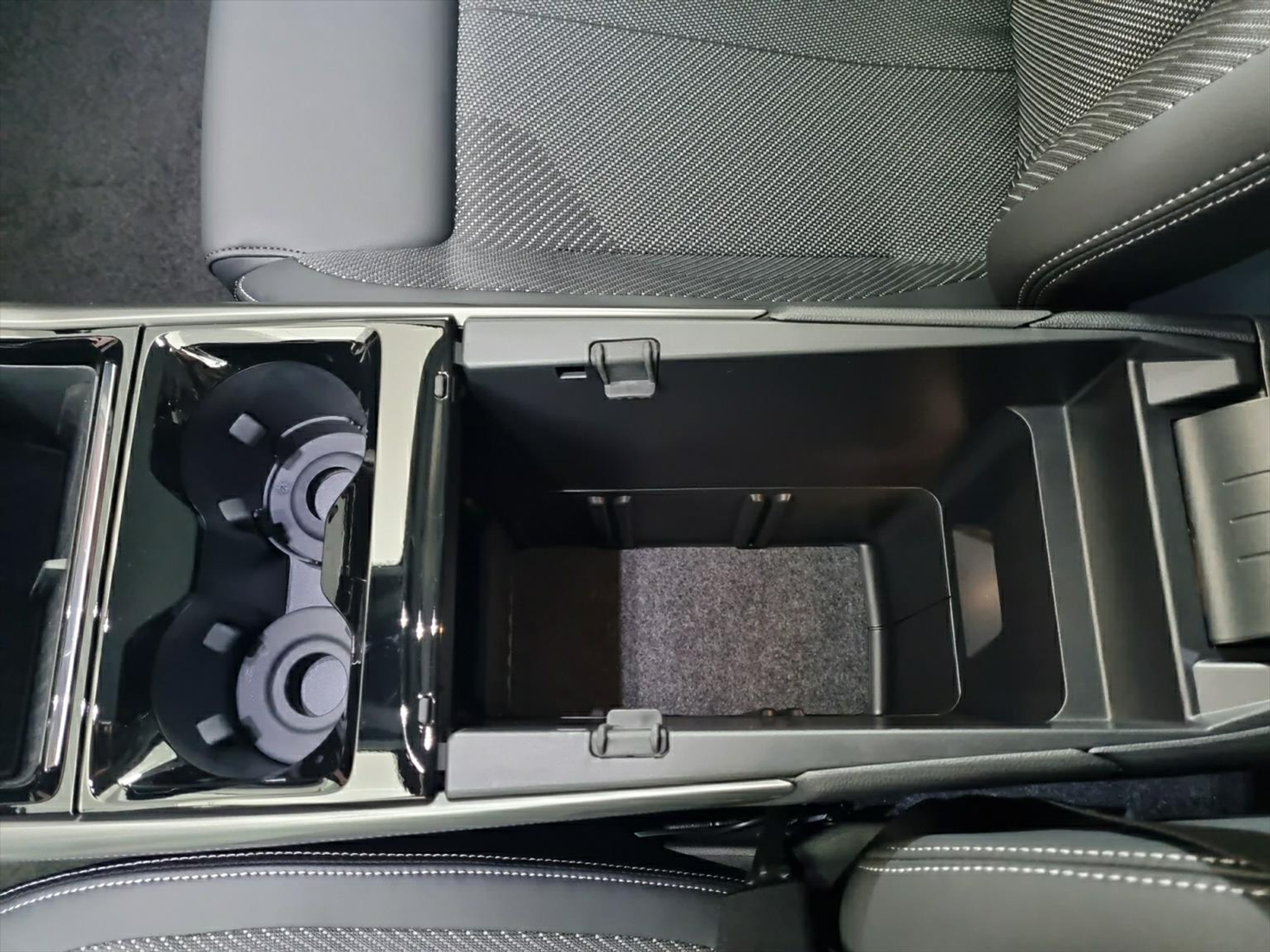 listing desktop thumbnail image 10