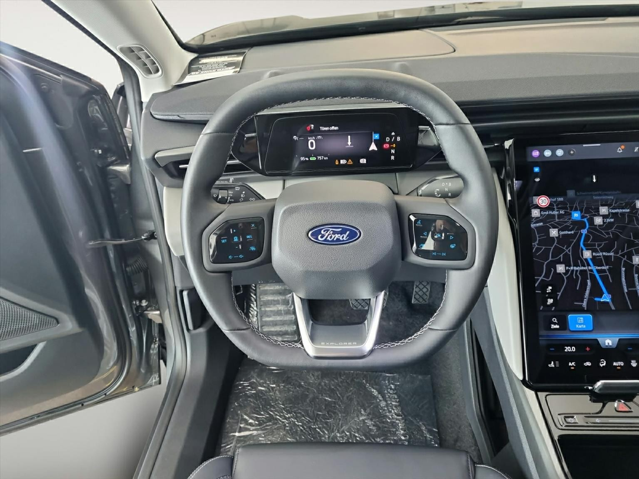 listing desktop thumbnail image 6