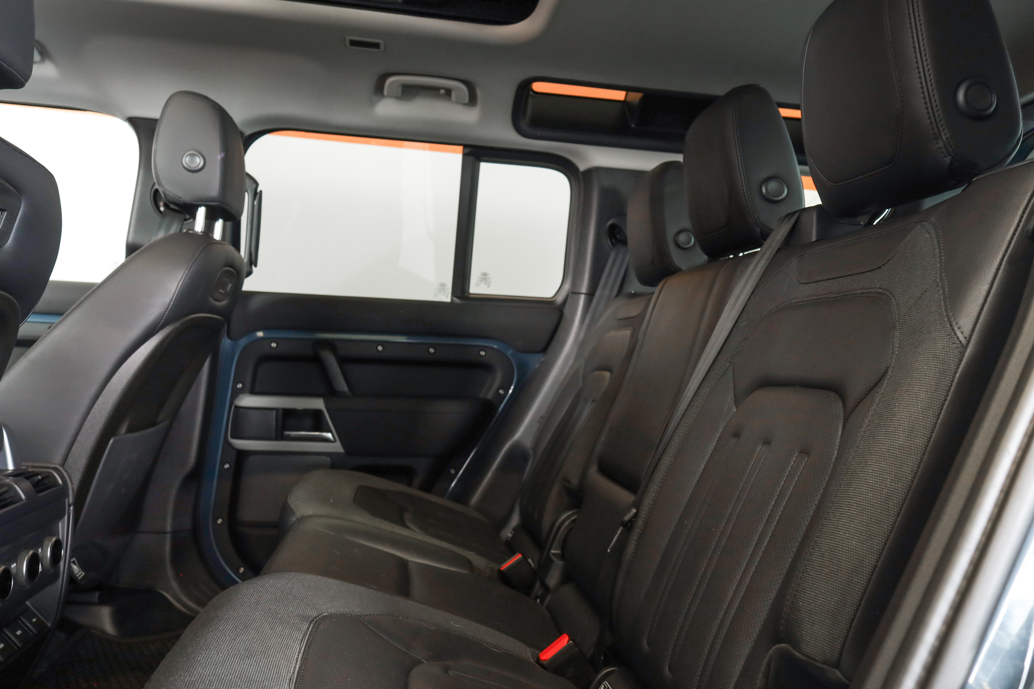 listing desktop thumbnail image 12