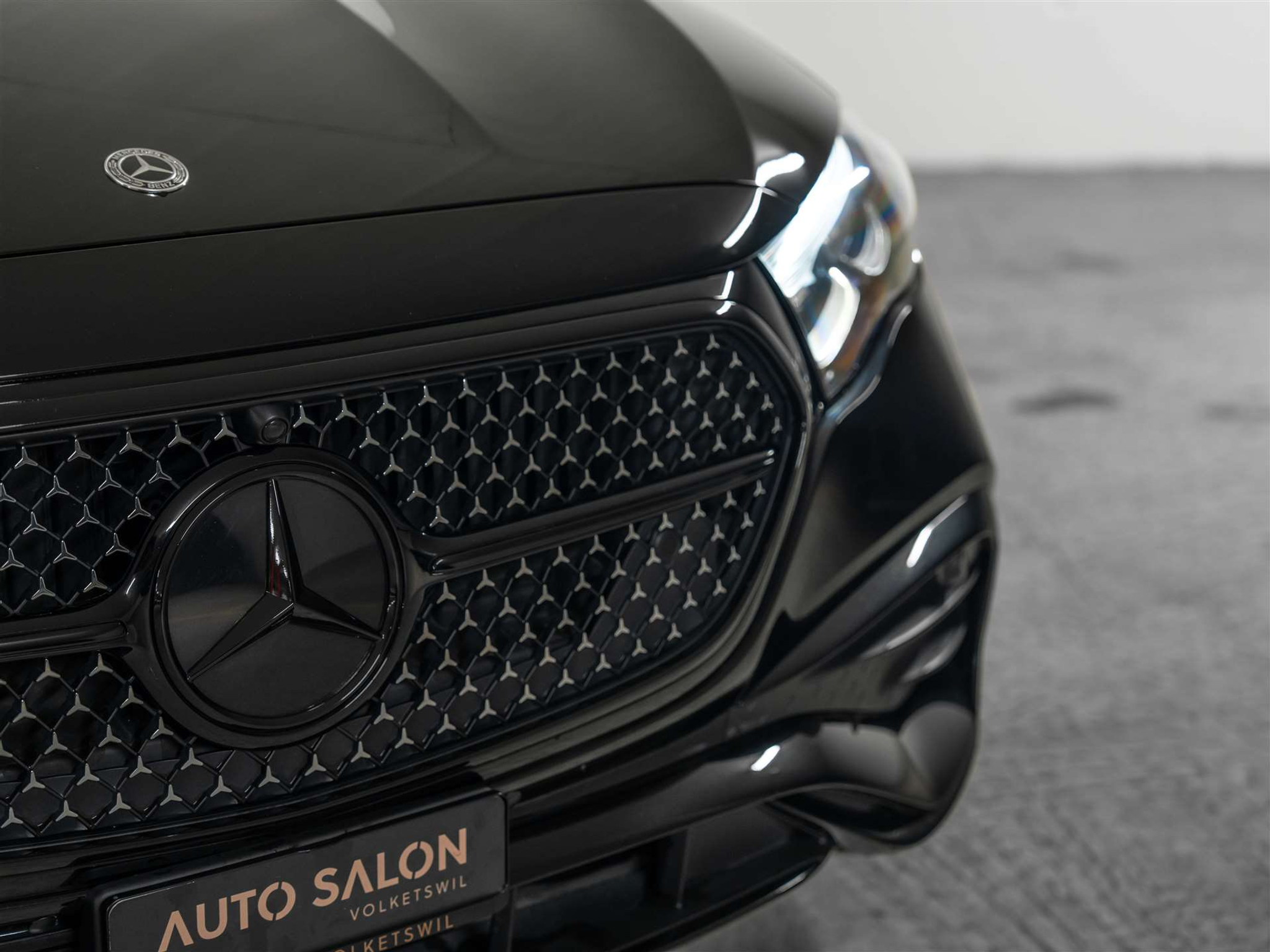 listing desktop thumbnail image 18