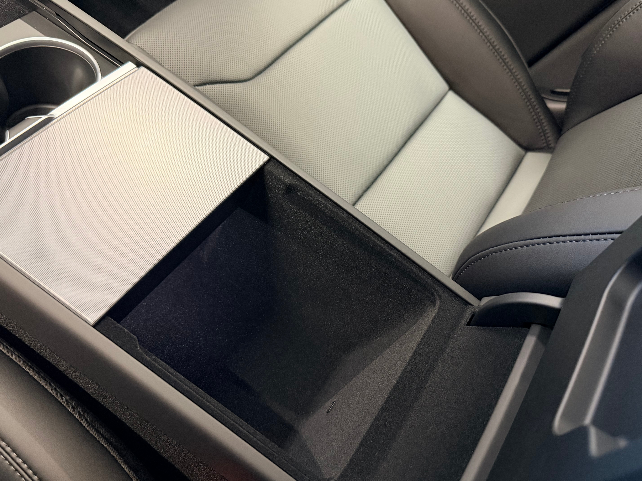 listing desktop thumbnail image 25