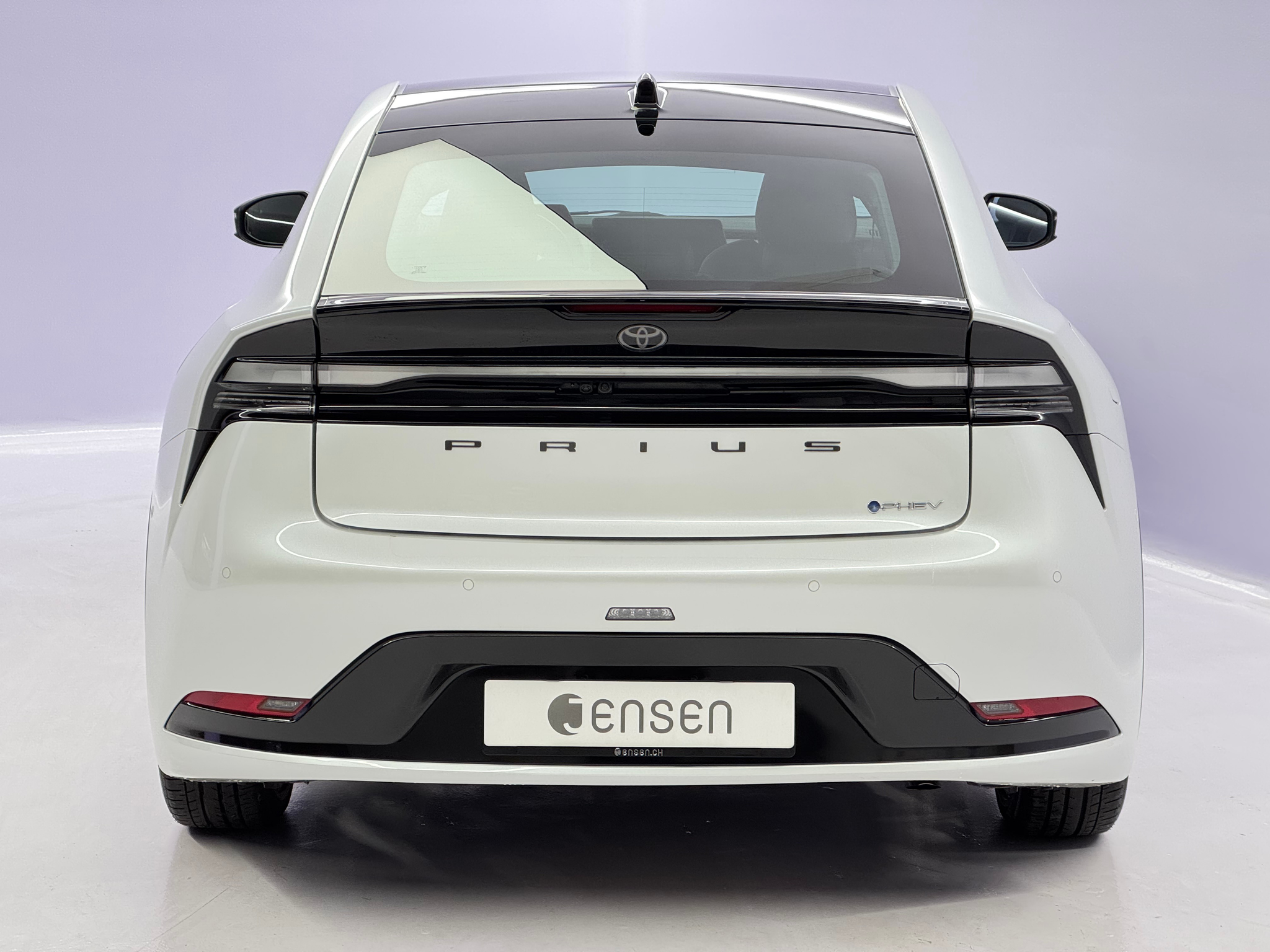 listing desktop thumbnail image 3