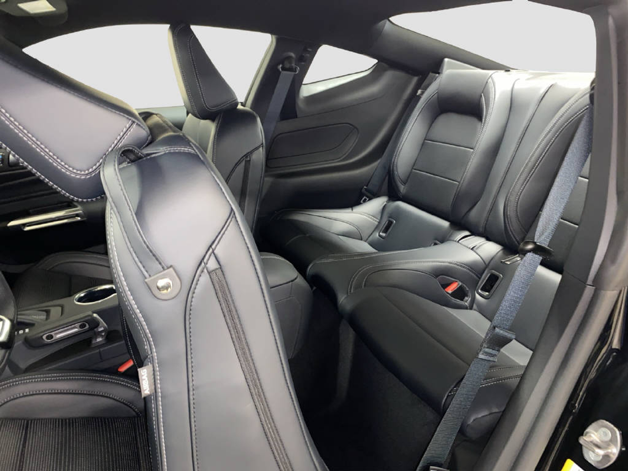 listing desktop thumbnail image 12