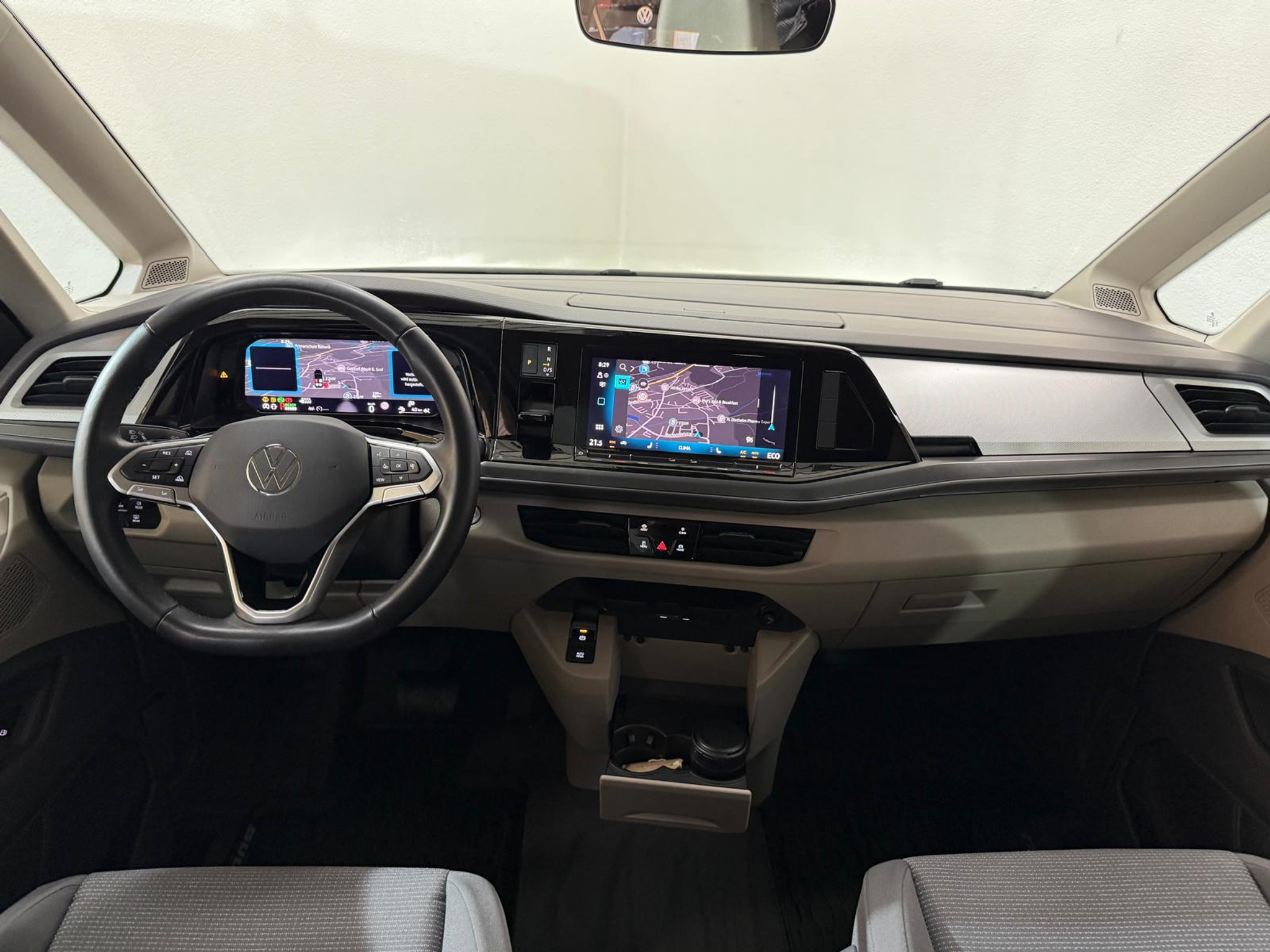 listing desktop thumbnail image 8