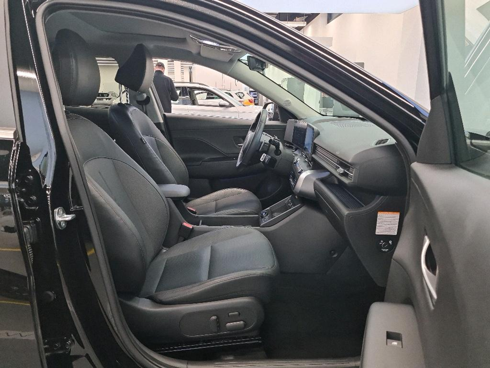 listing desktop thumbnail image 5