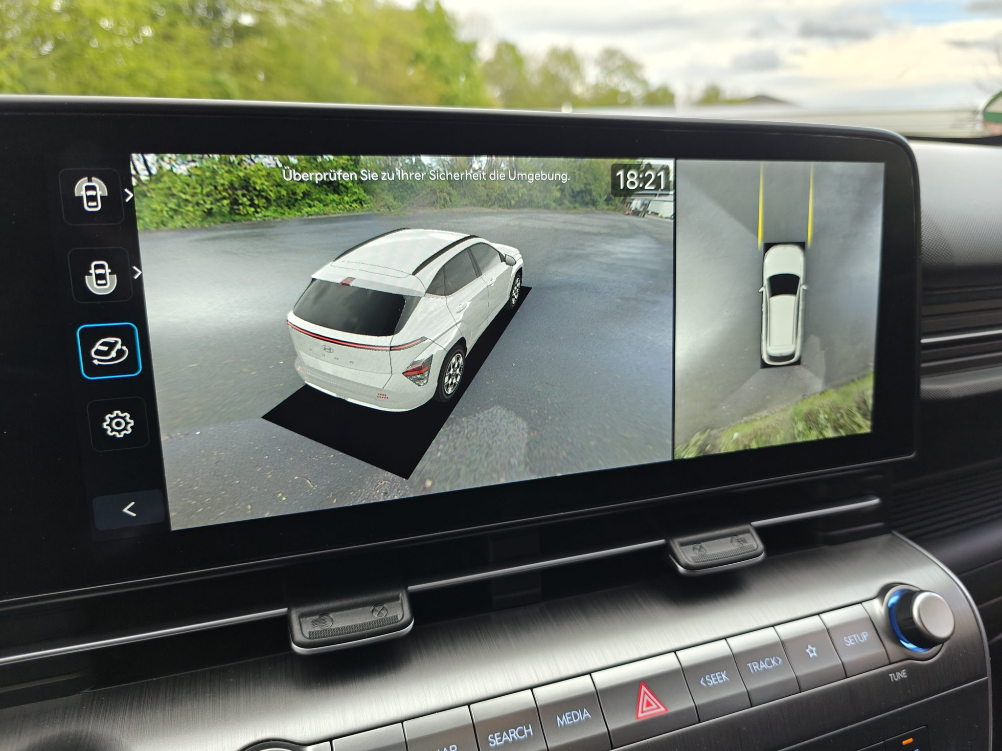 listing desktop thumbnail image 11