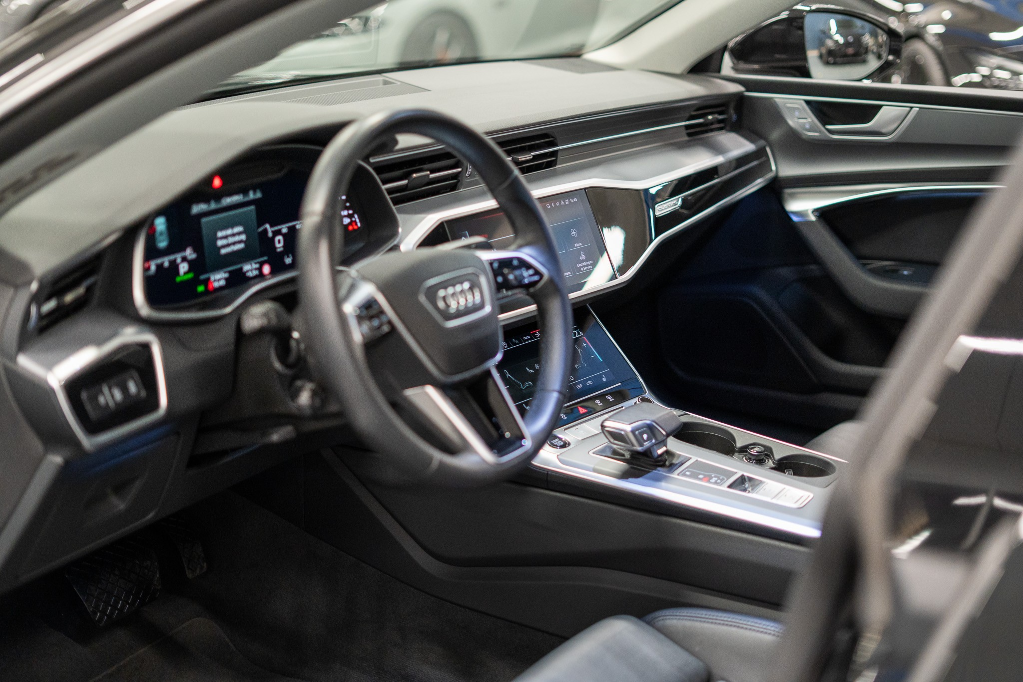 listing desktop thumbnail image 8