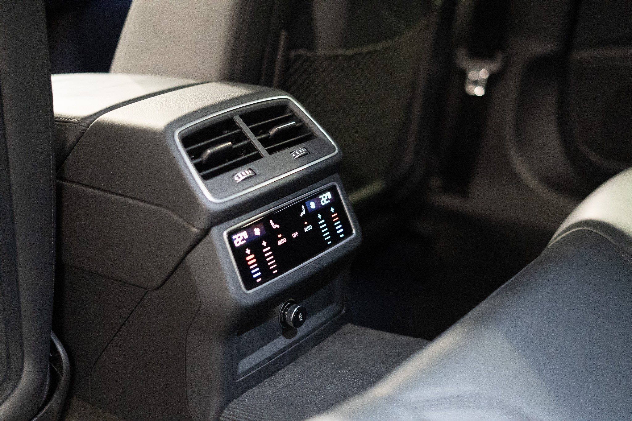 listing desktop thumbnail image 11