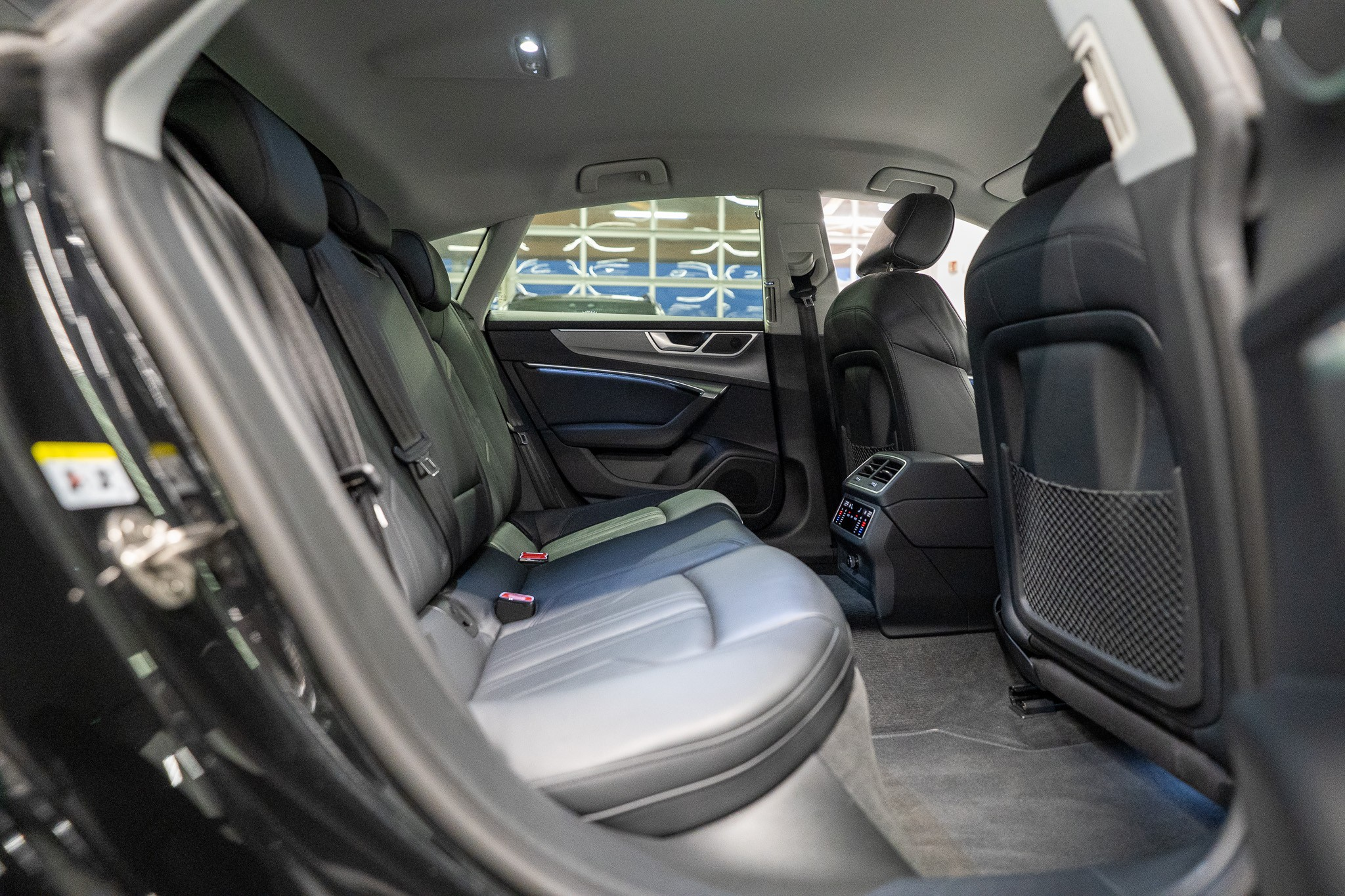 listing desktop thumbnail image 12