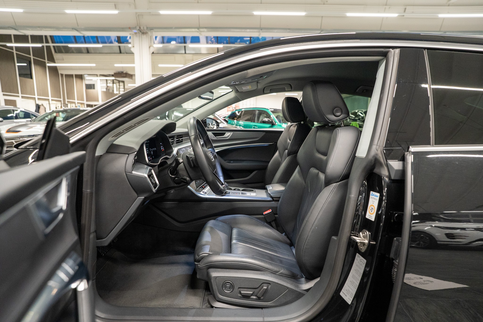 listing desktop thumbnail image 7