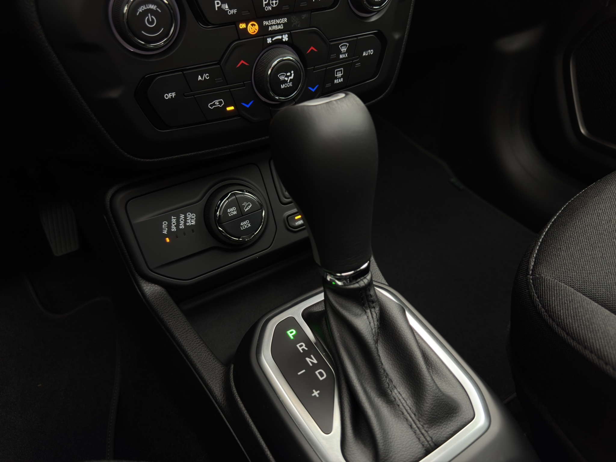 listing desktop thumbnail image 8