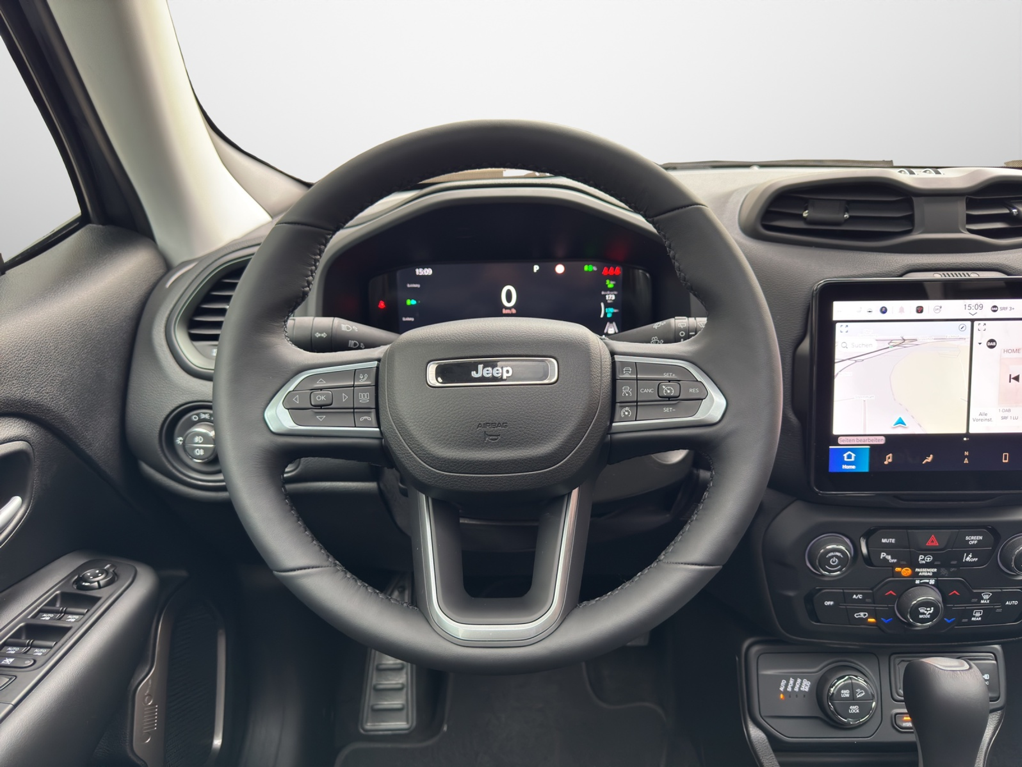 listing desktop thumbnail image 6