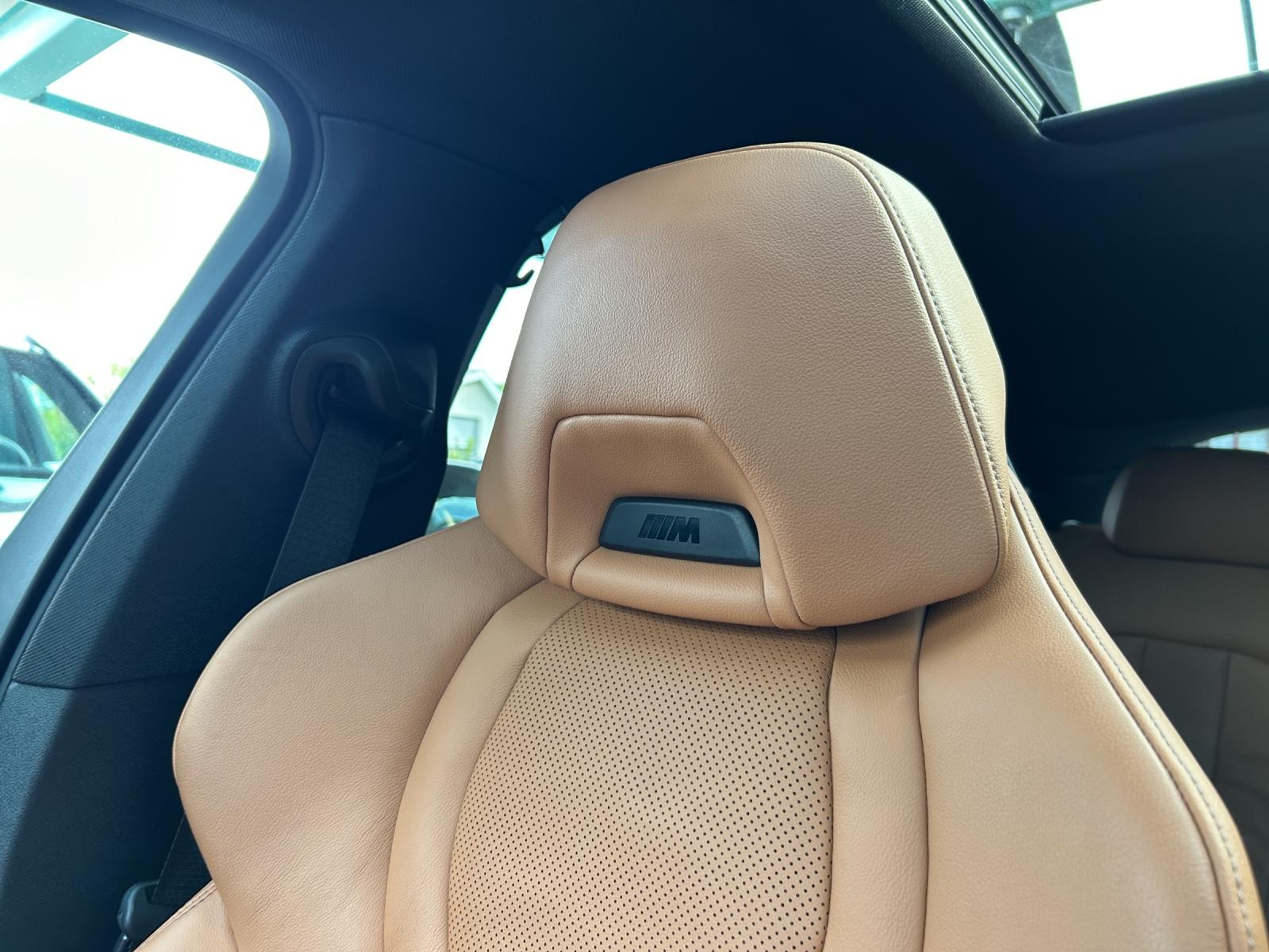 listing desktop thumbnail image 21