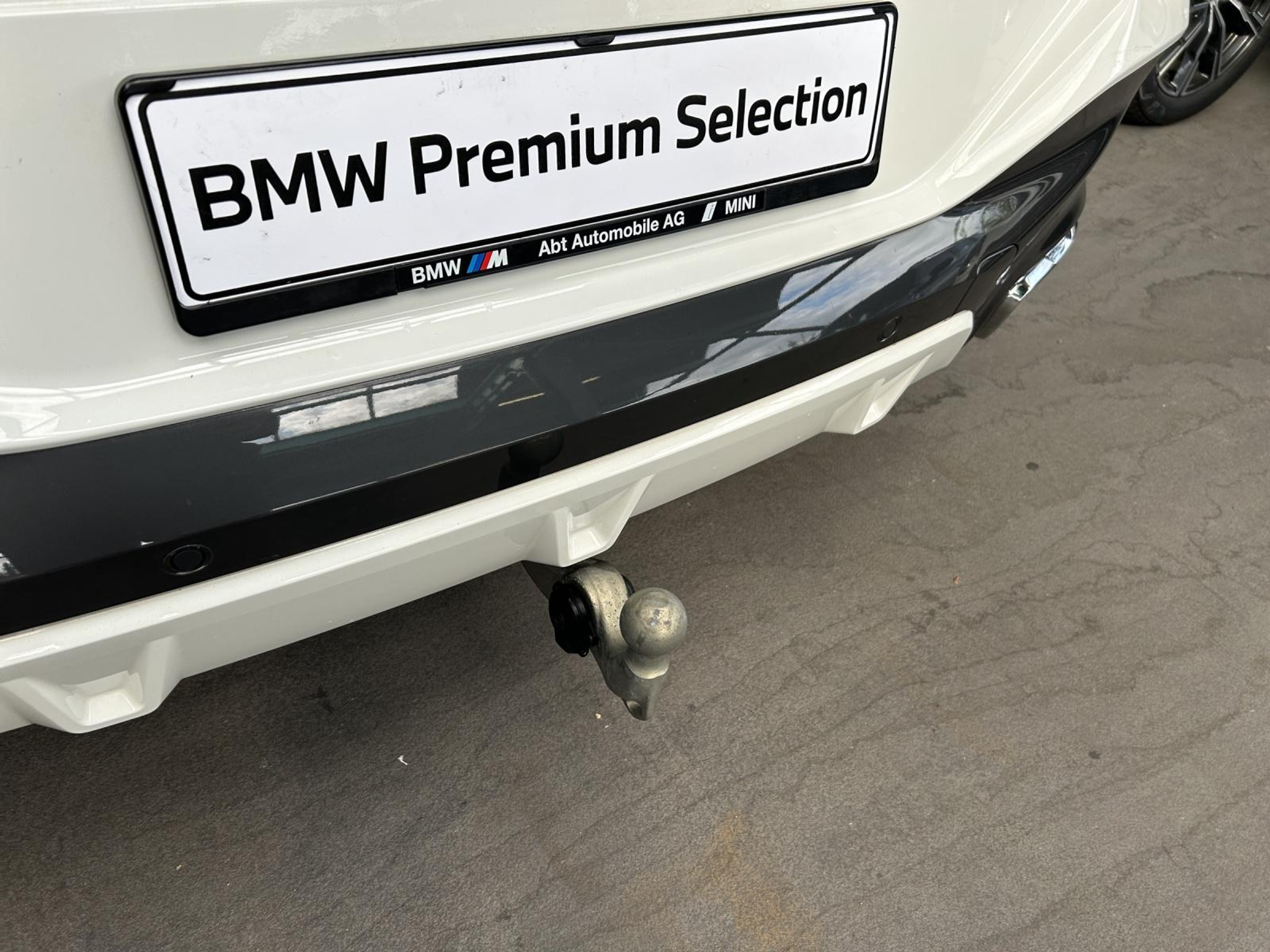 listing desktop thumbnail image 13