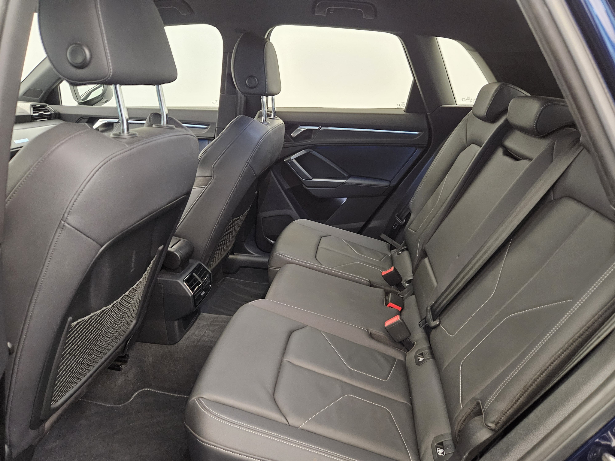 listing desktop thumbnail image 12