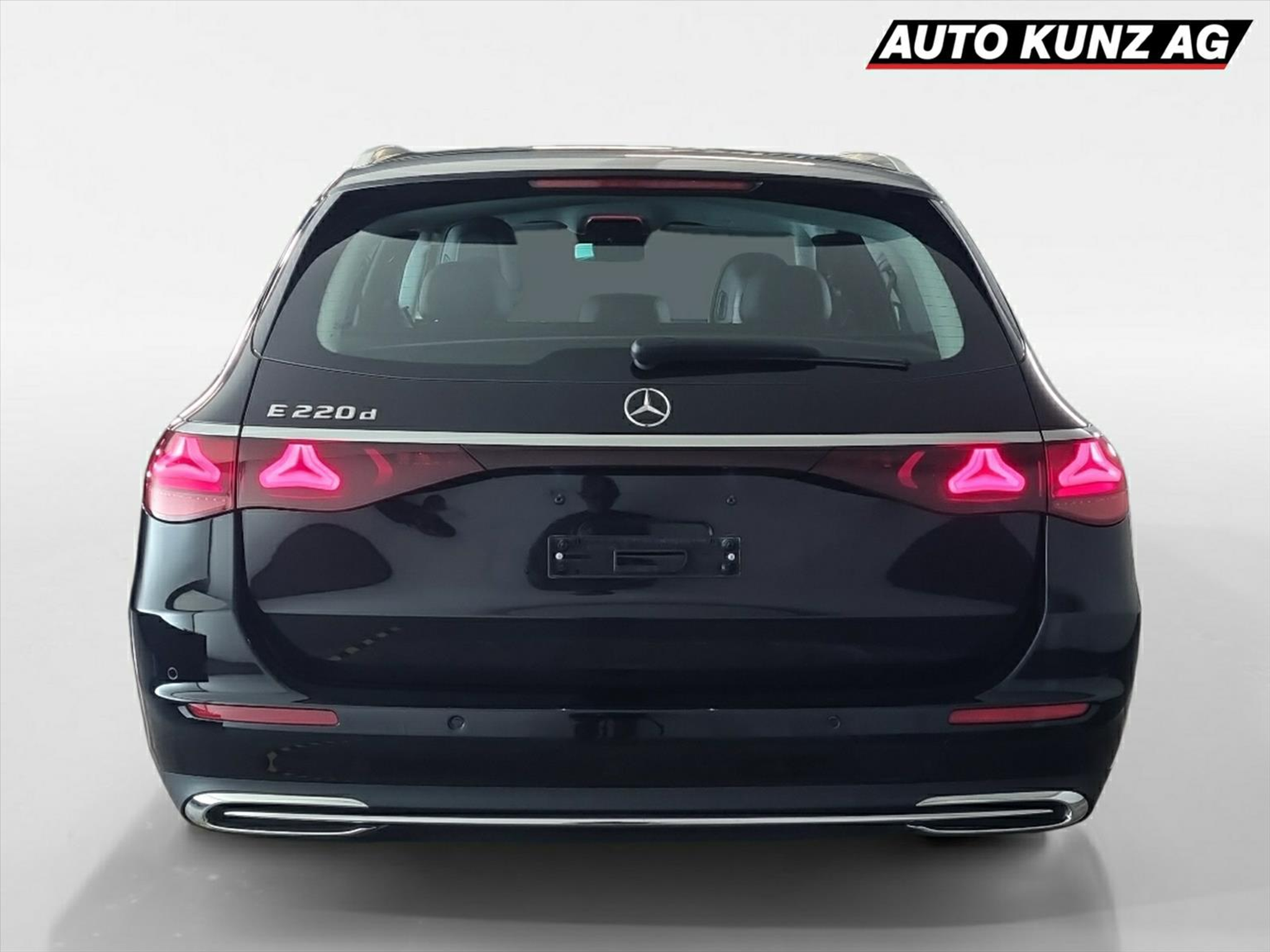 listing desktop thumbnail image 3