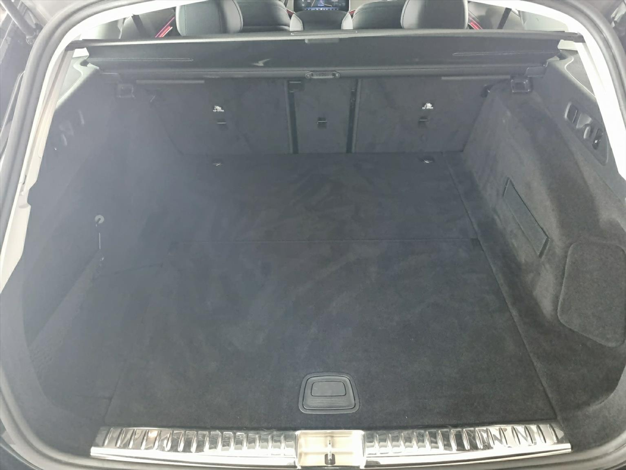 listing desktop thumbnail image 13