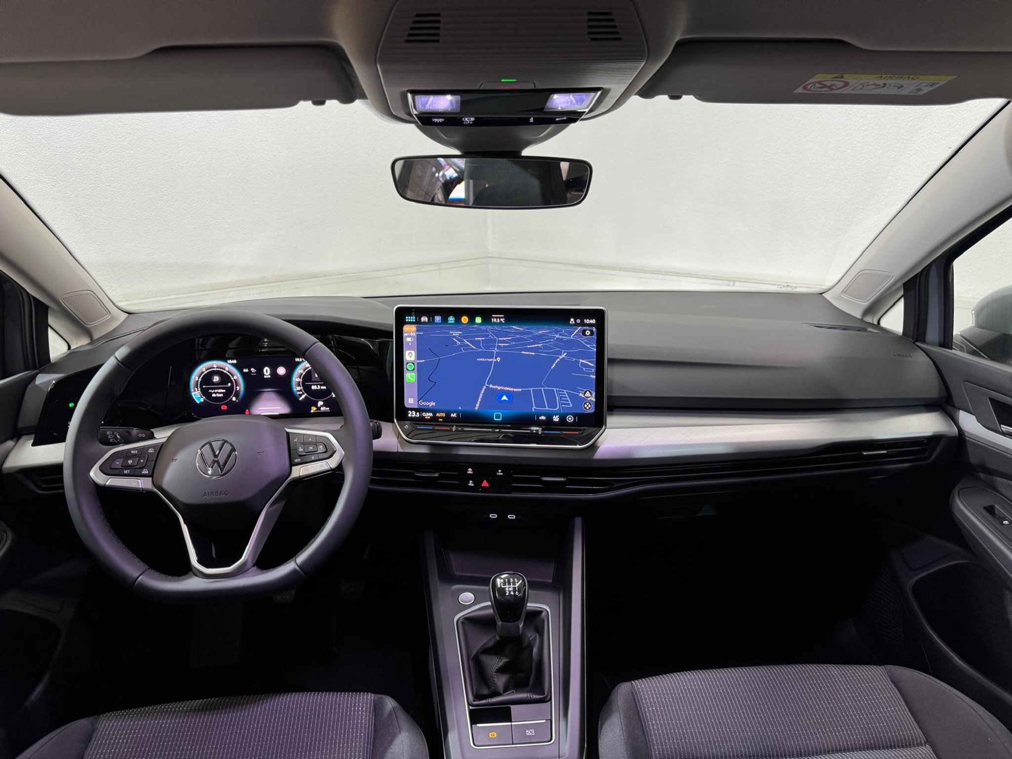 listing desktop thumbnail image 7