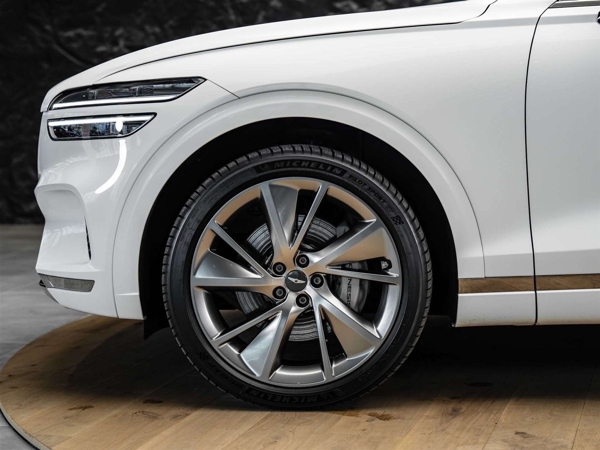 listing desktop thumbnail image 20