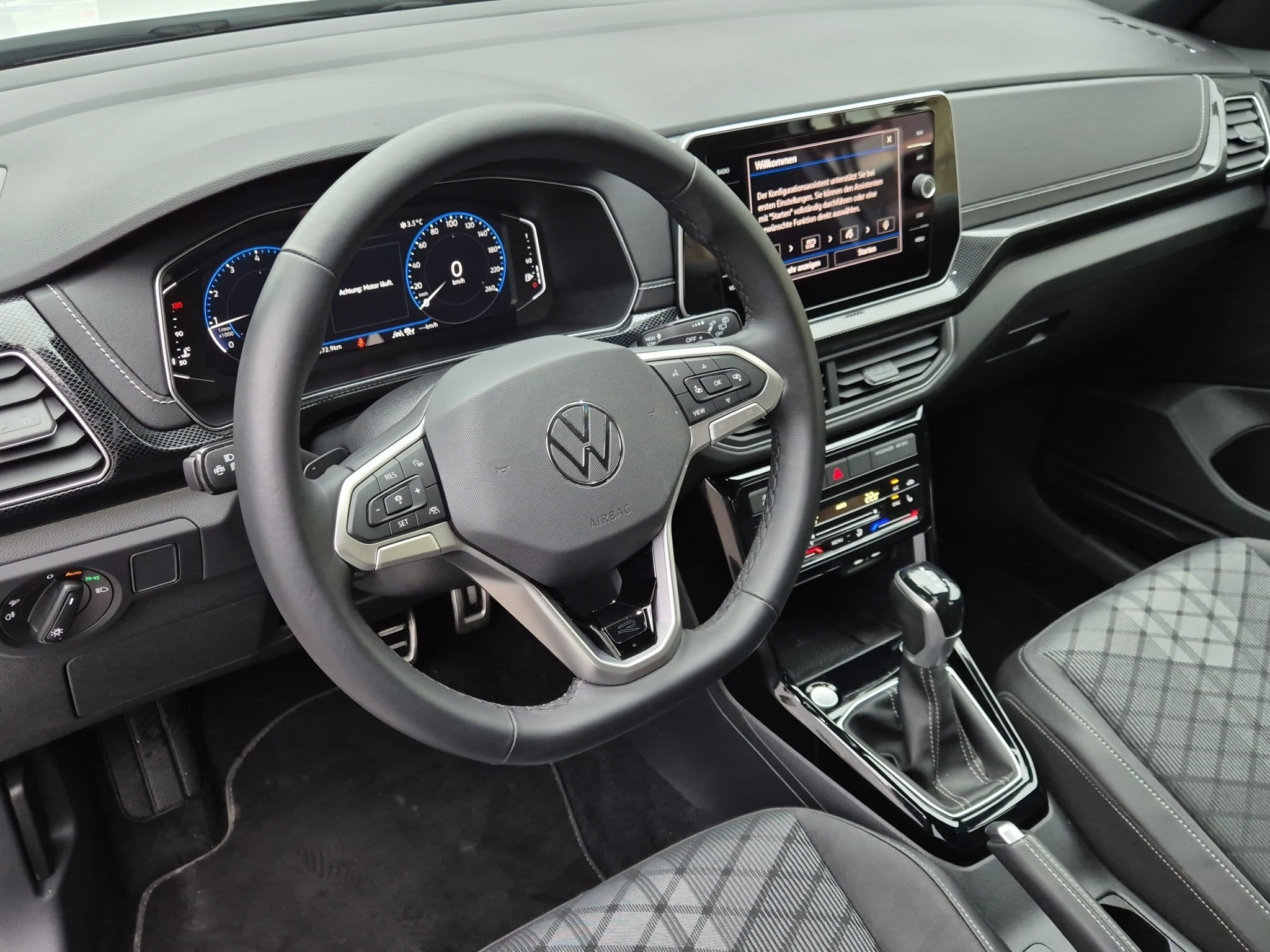 listing desktop thumbnail image 9